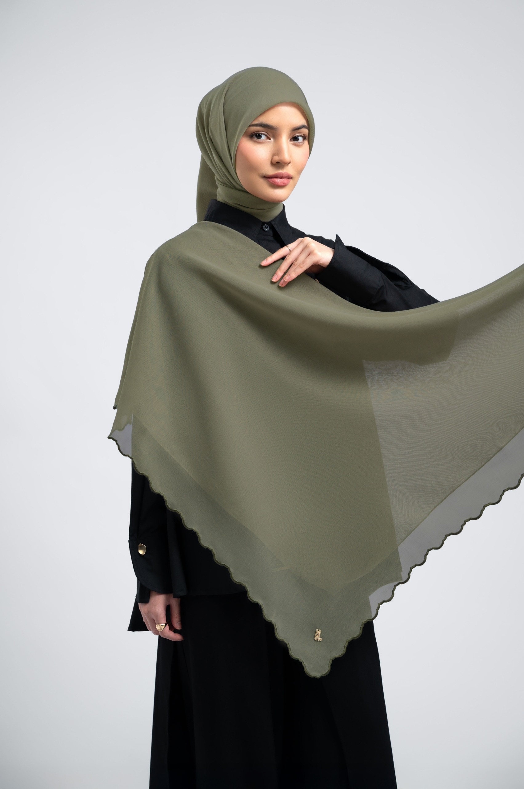 WAVY SCARF MATCHA