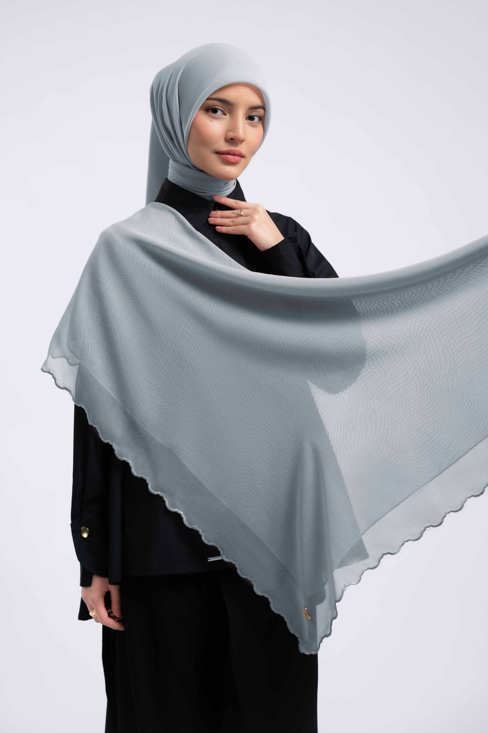 WAVY SCARF CLOUDY