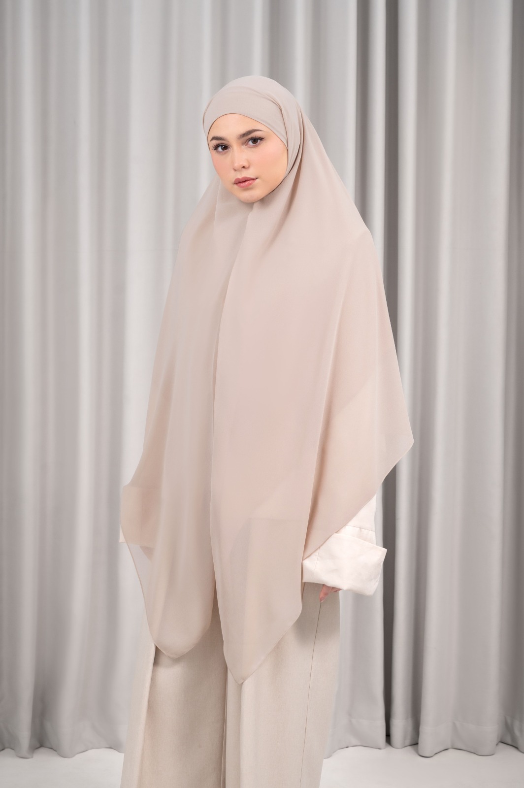 KALILA SQUAREBAN CREAM