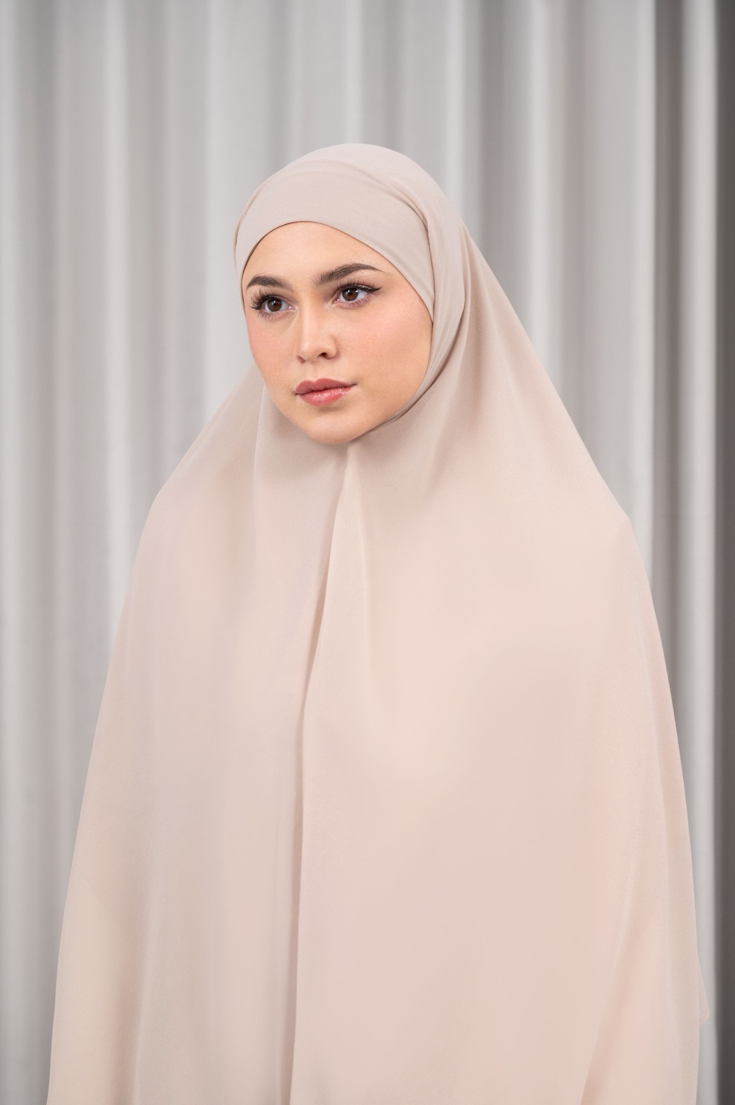 KALILA SQUAREBAN CREAM