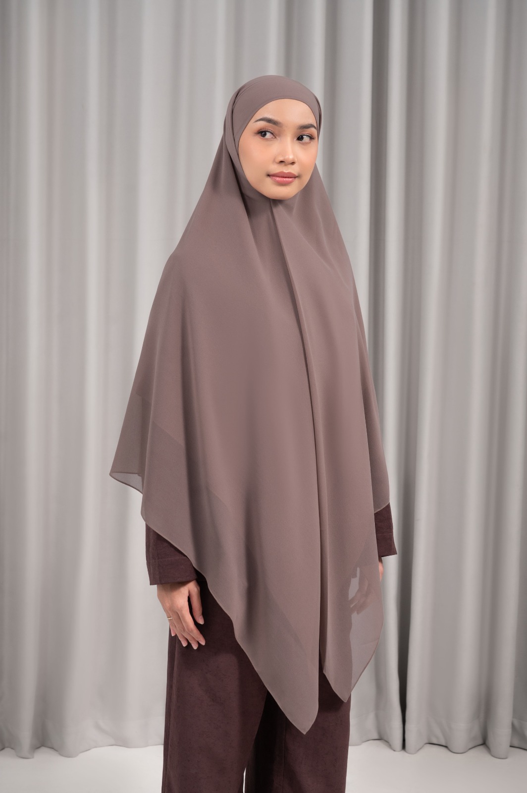KALILA SQUAREBAN ROSEWOOD
