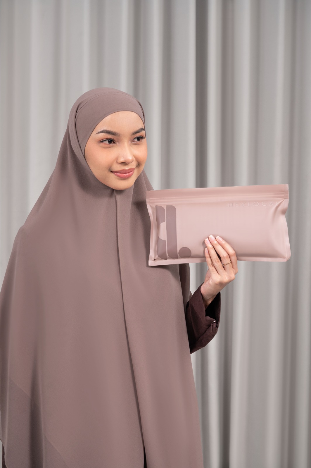 KALILA SQUAREBAN ROSEWOOD