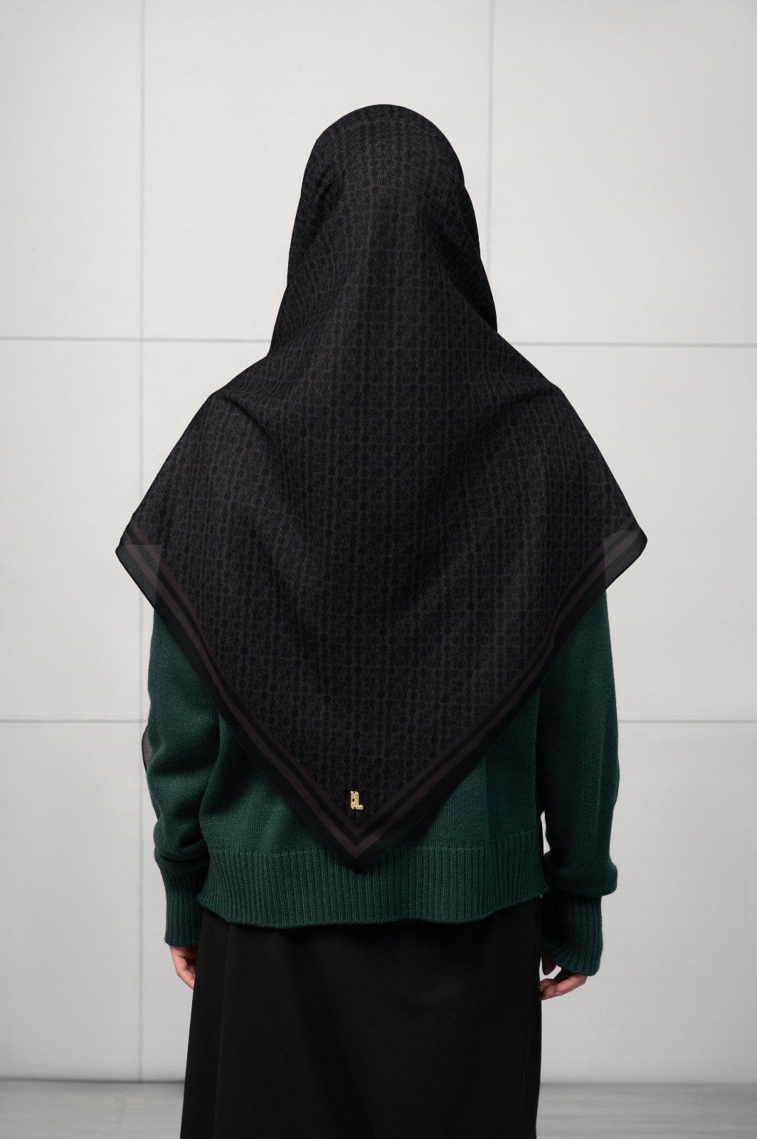 EDGE SCARF NOIR