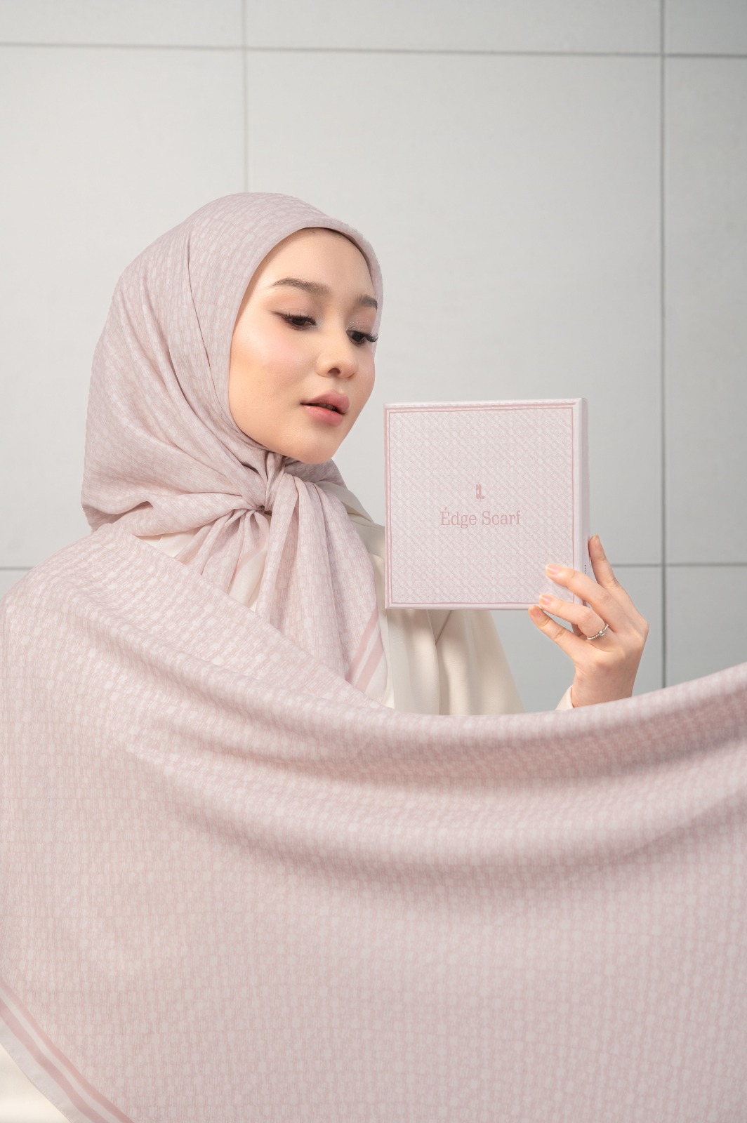 EDGE SCARF COTTON