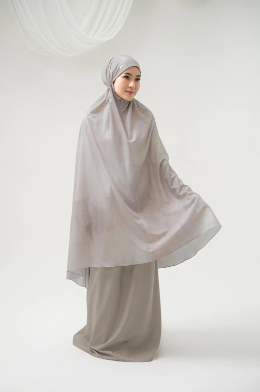 Image of MINETTE PRAYER SET SAND