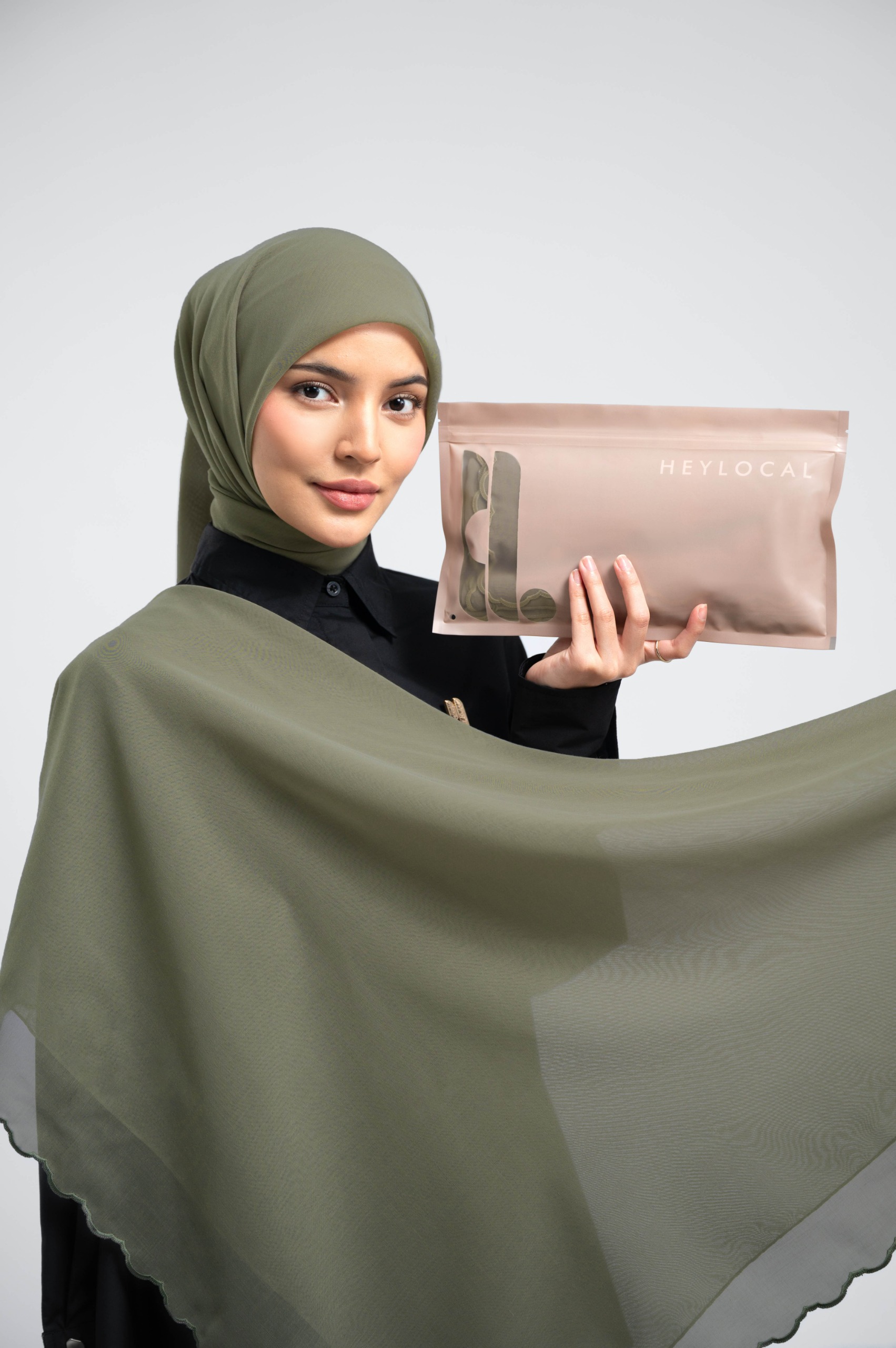WAVY SCARF MATCHA