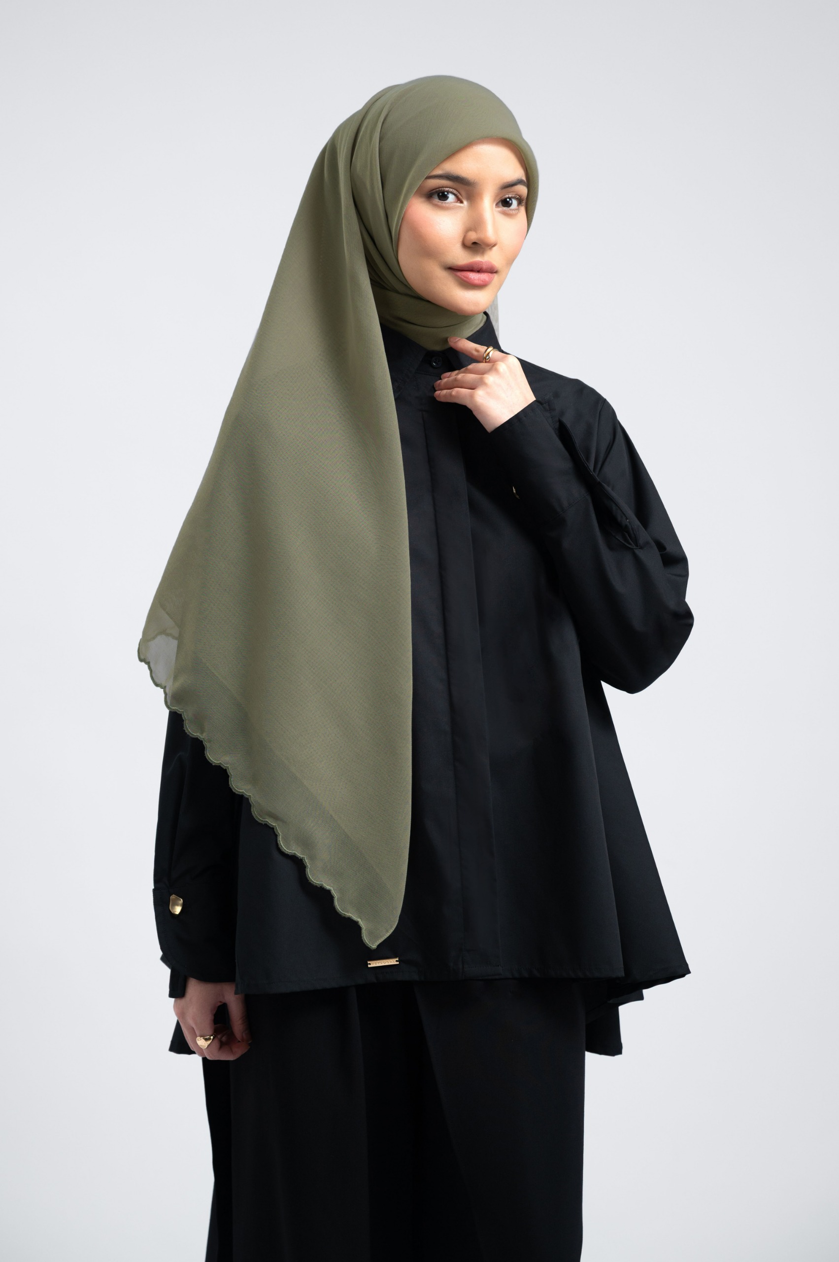 WAVY SCARF MATCHA