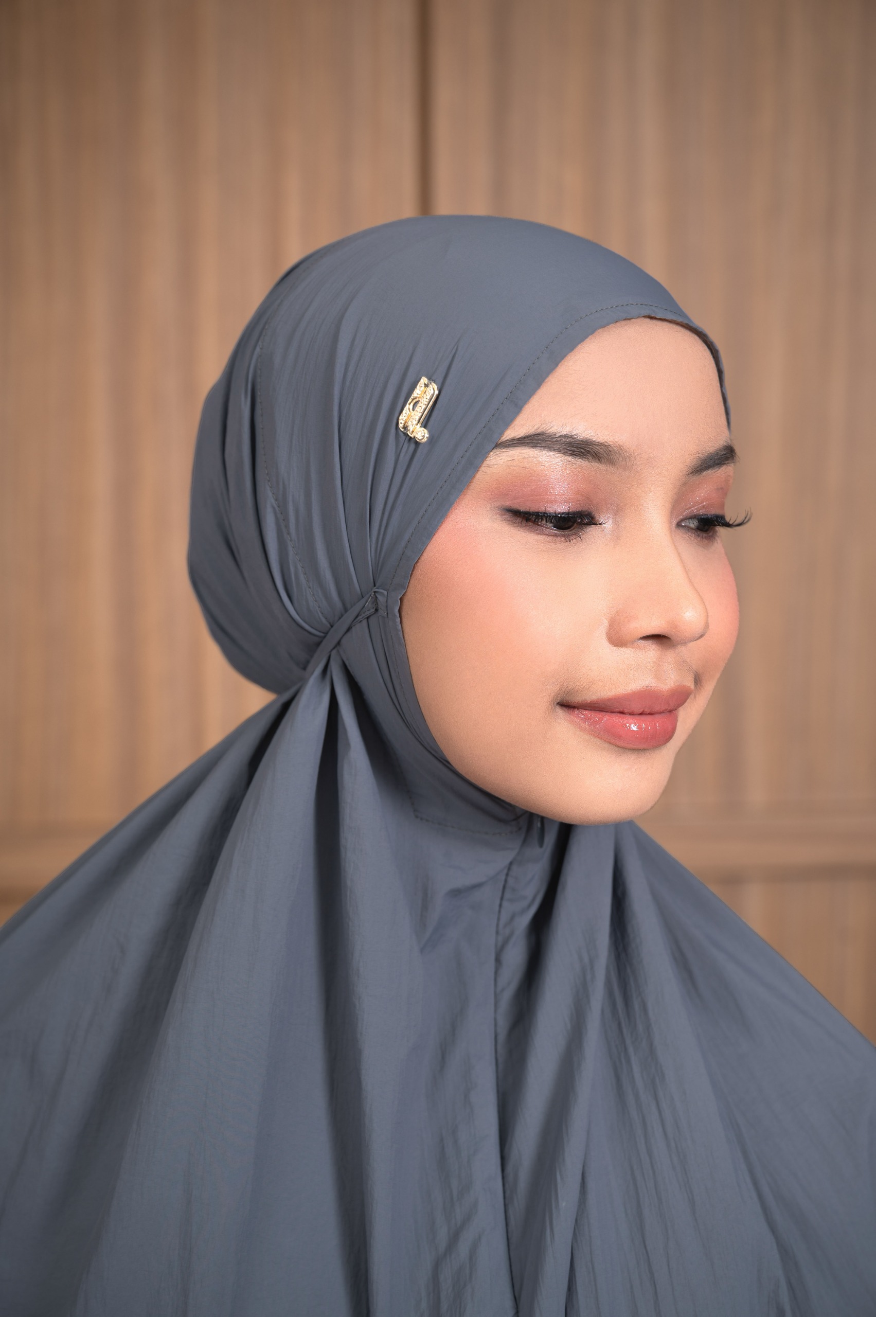 MESH PRAYER SET NOIR SLATE