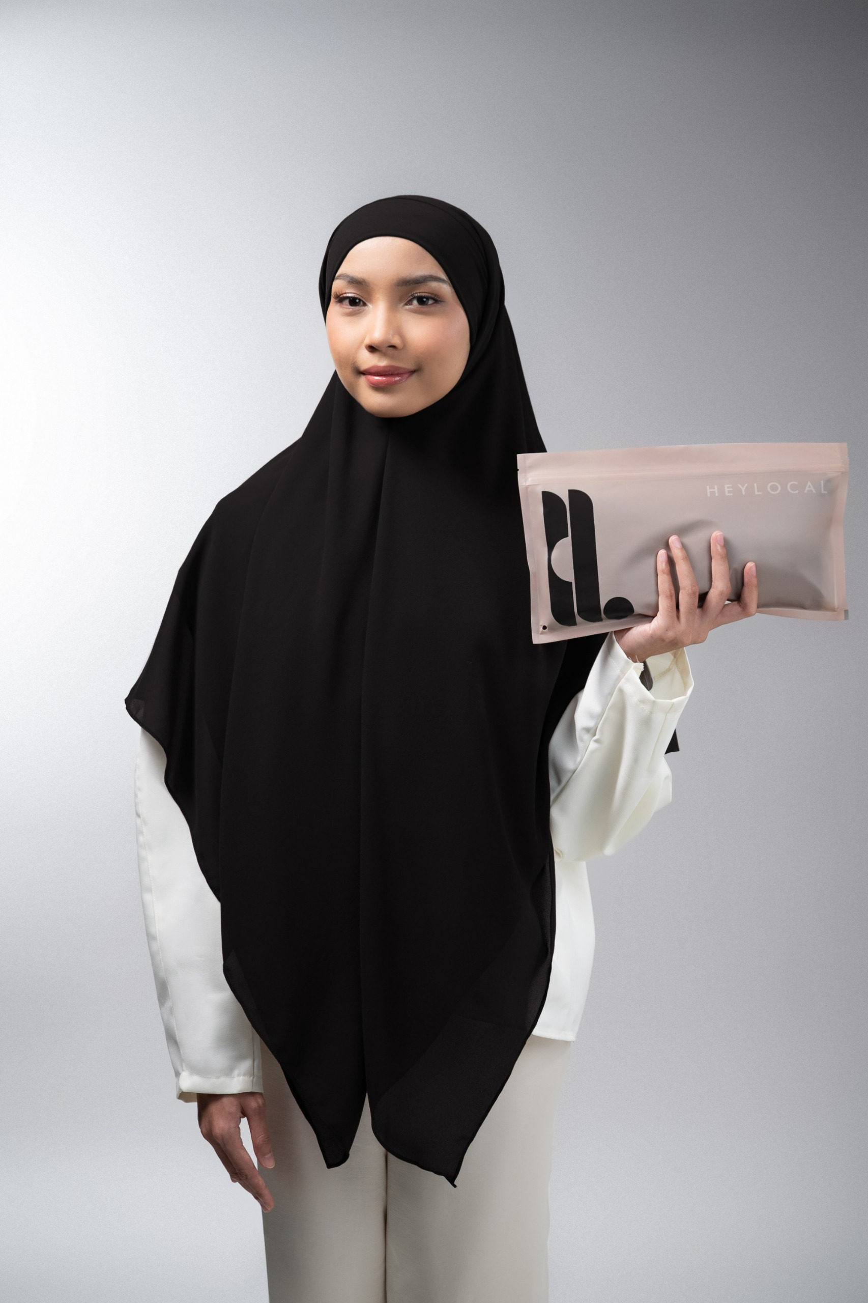 KHALA SQUAREBAN BLACK