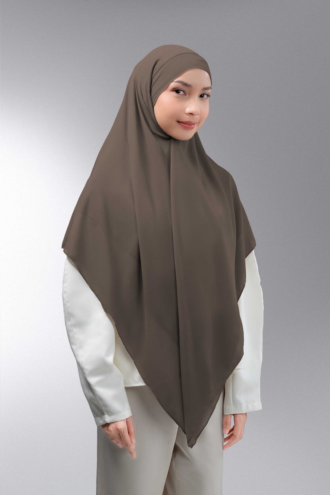 KHALA SQUAREBAN WALNUT