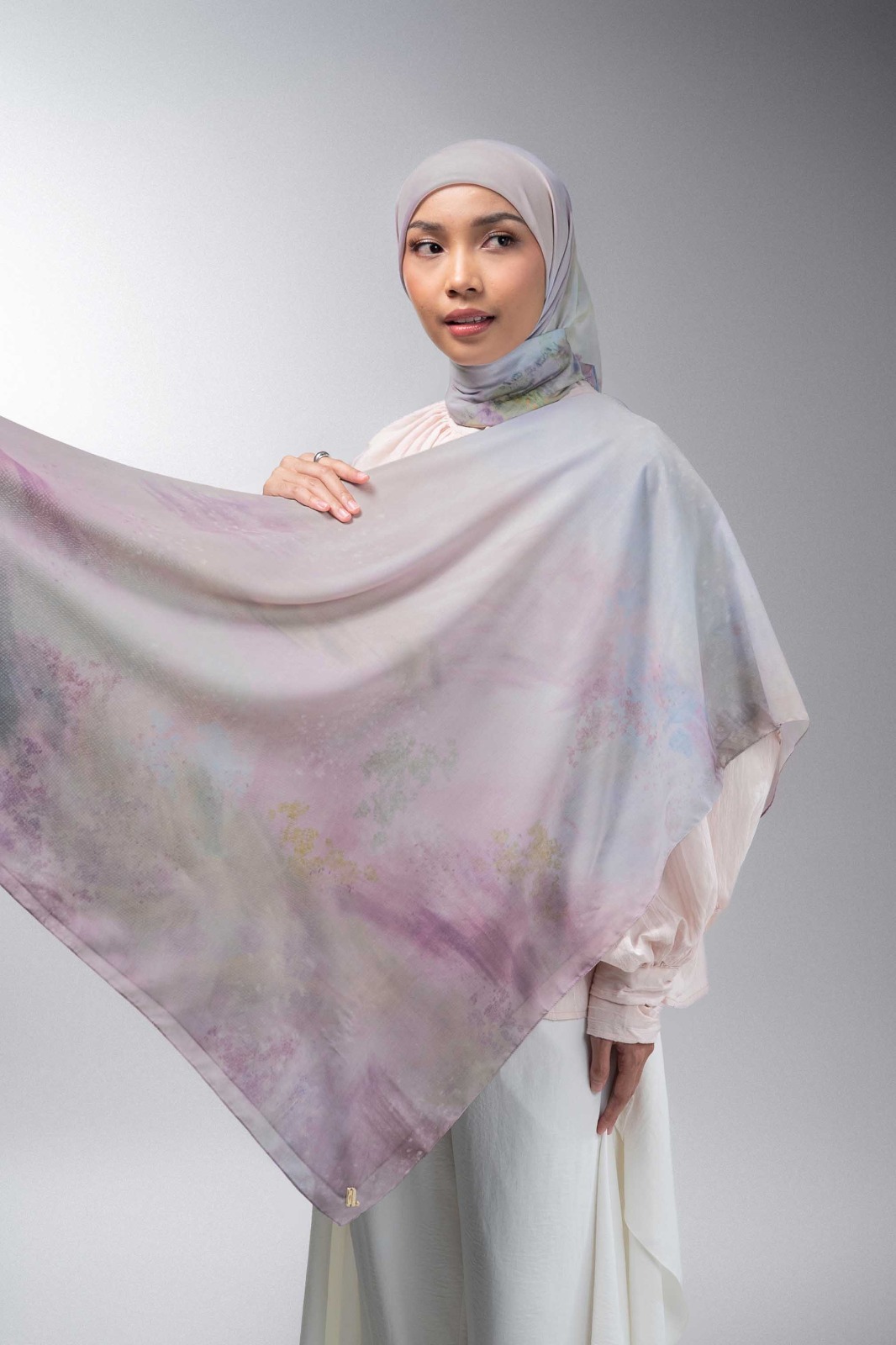 AUBE SCARF DAYDREAM
