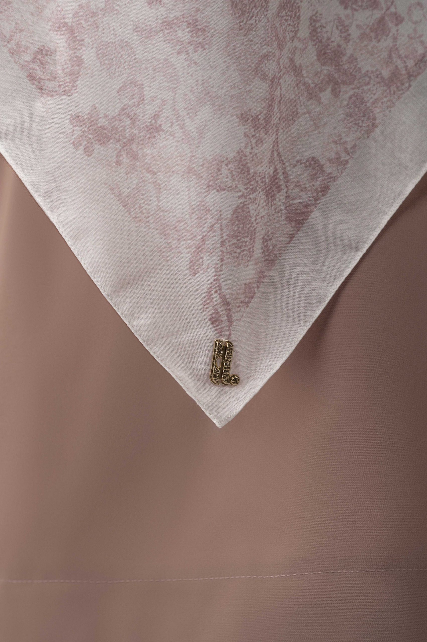 DOTTÉA SCARF BALLET