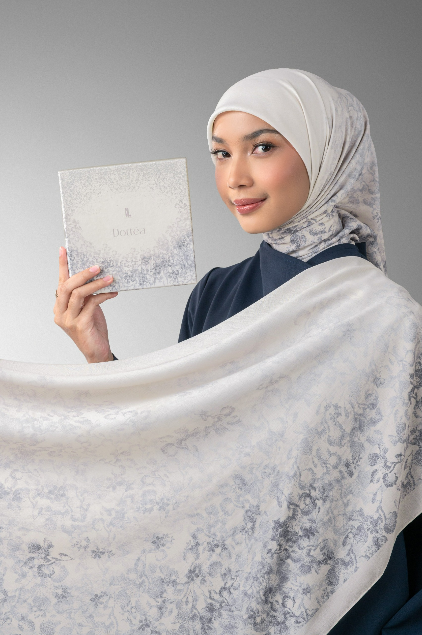DOTTÉA SCARF SAPPHIRE
