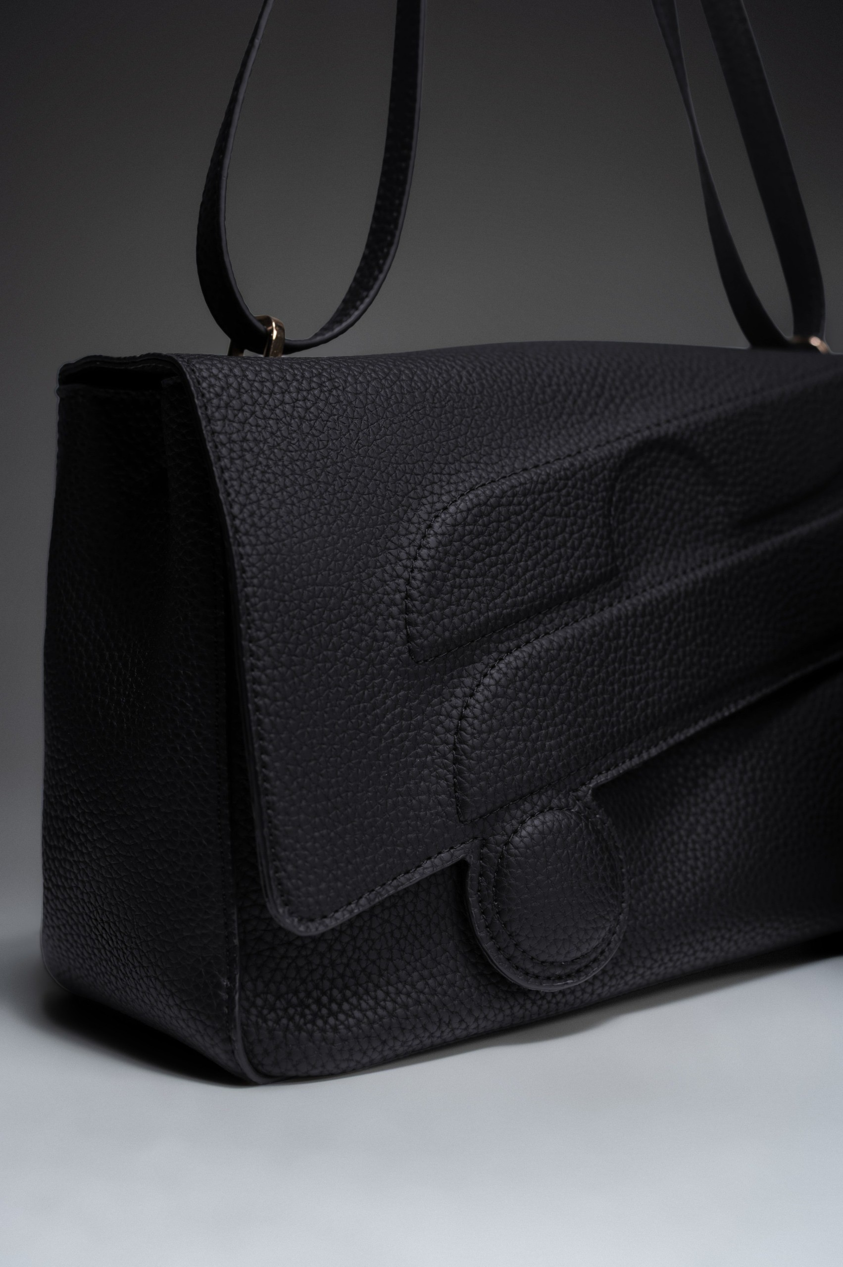 ROVELLE BAG BLACK