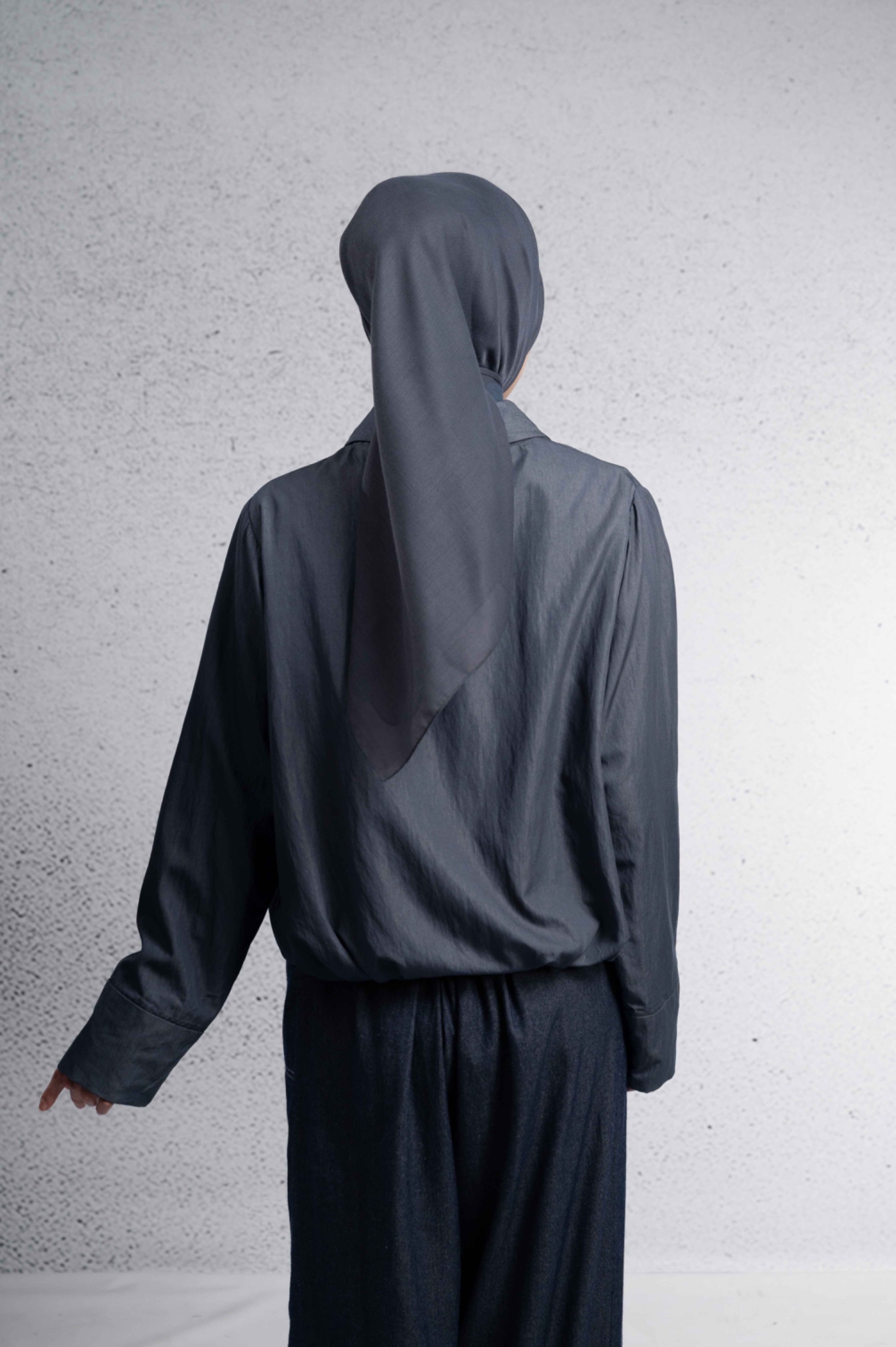 BACK TO EASE JACKET DENIM GRAY