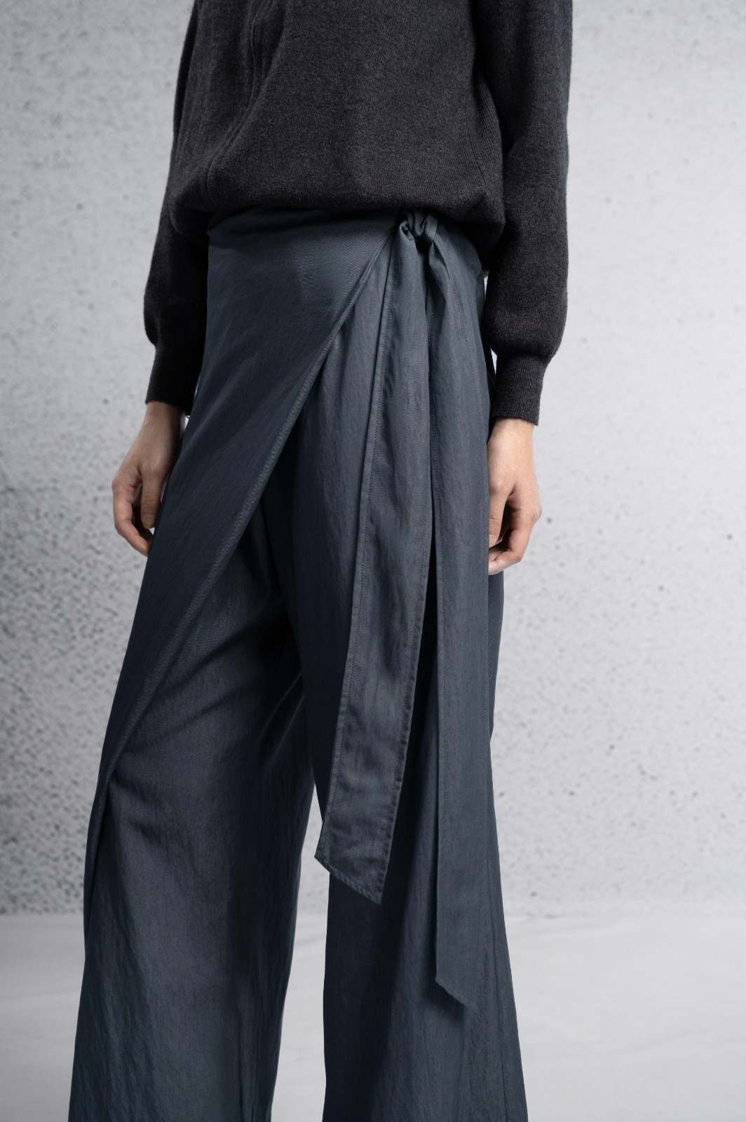 BACK TO EASE WRAP-OVER PANTS