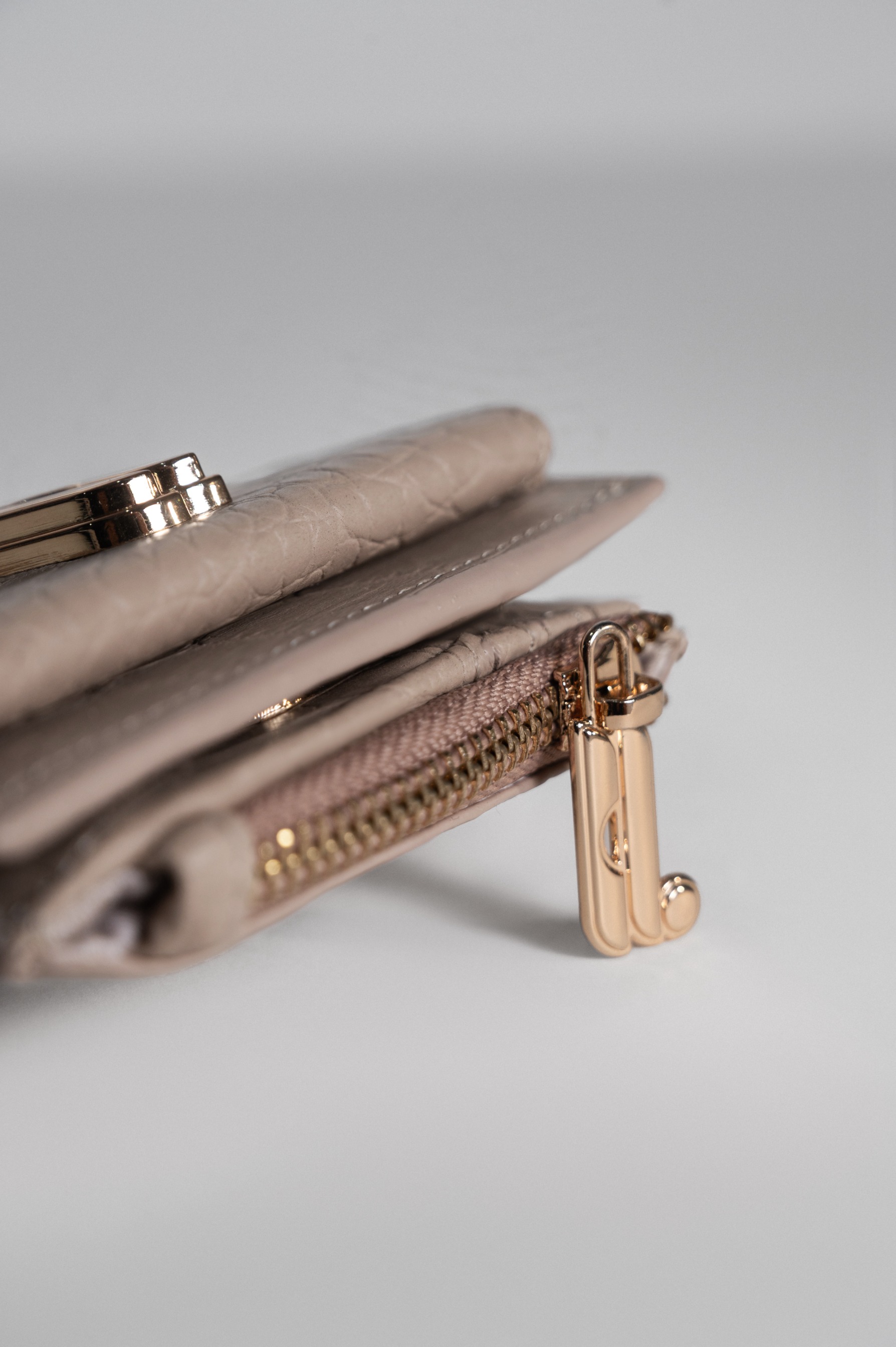BRIA WALLET SAND