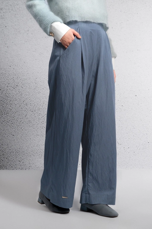 BACK TO EASE LOOSE PANTS DENIM BLUE