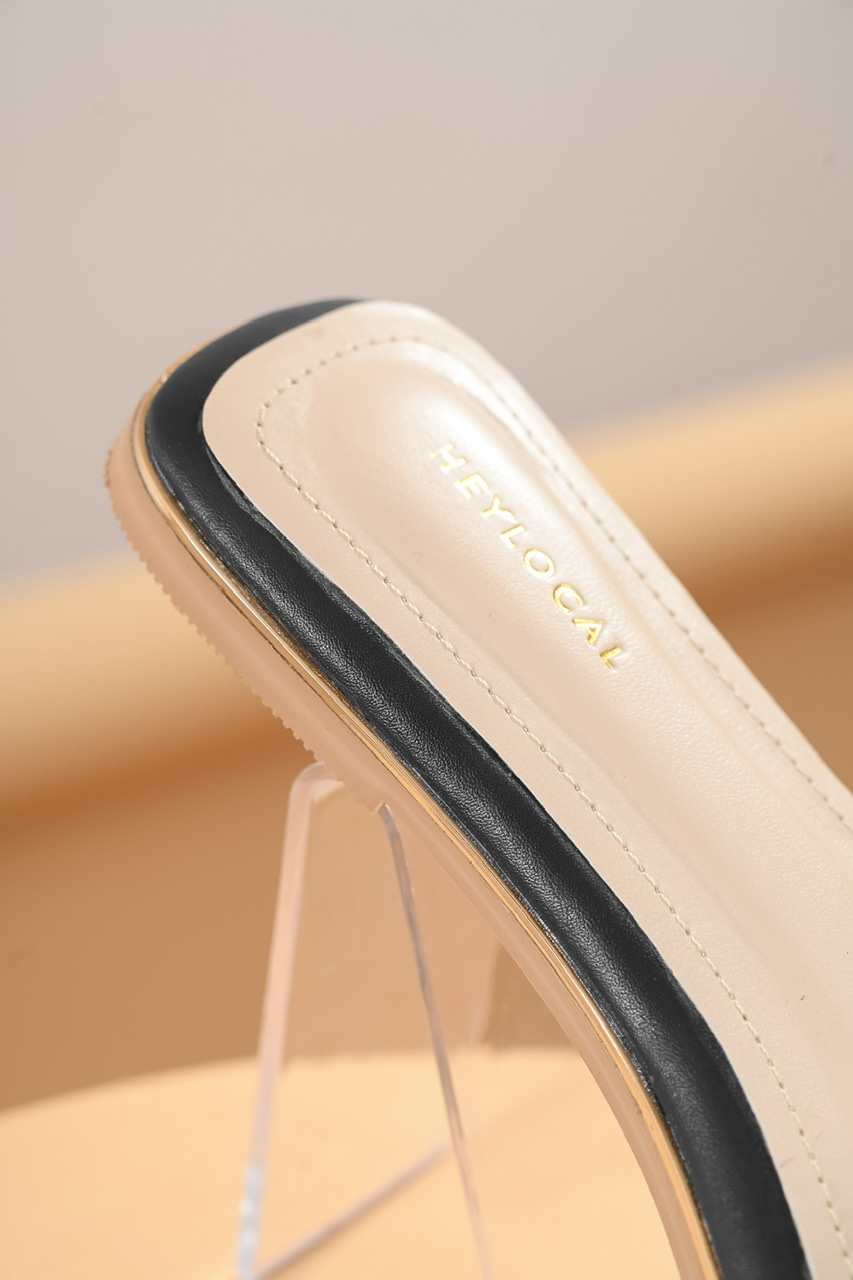 HEYLOCAL MONOGRAM FLAT BLACK