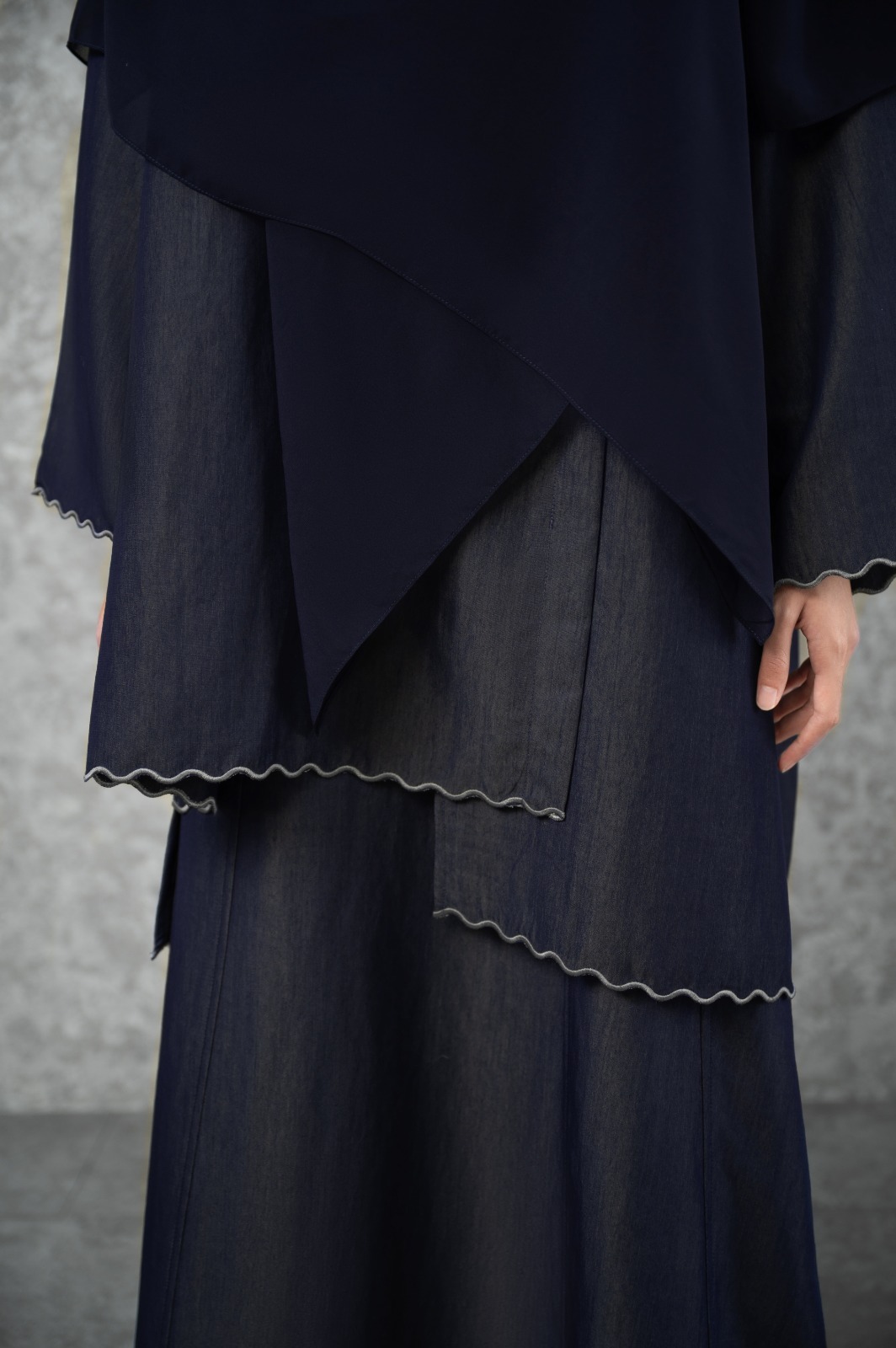 QUIET BLUE TUNIC