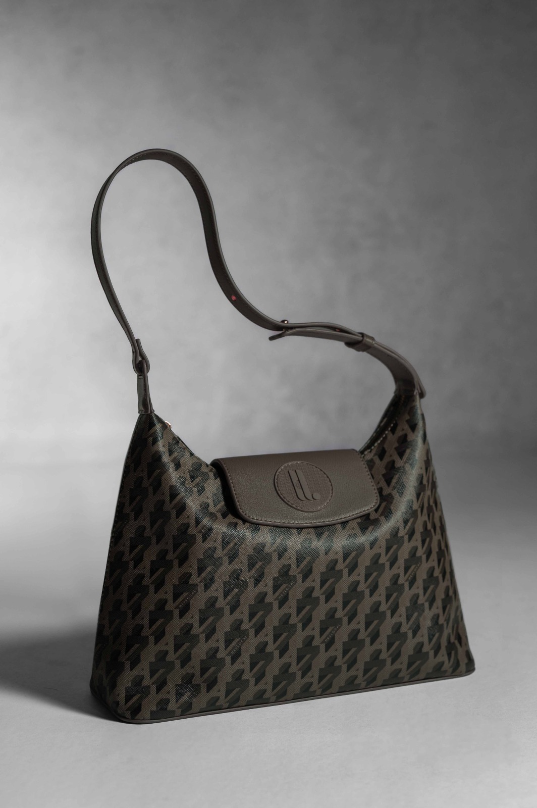 MODEGRAM DE H MIDI HOBO BARK