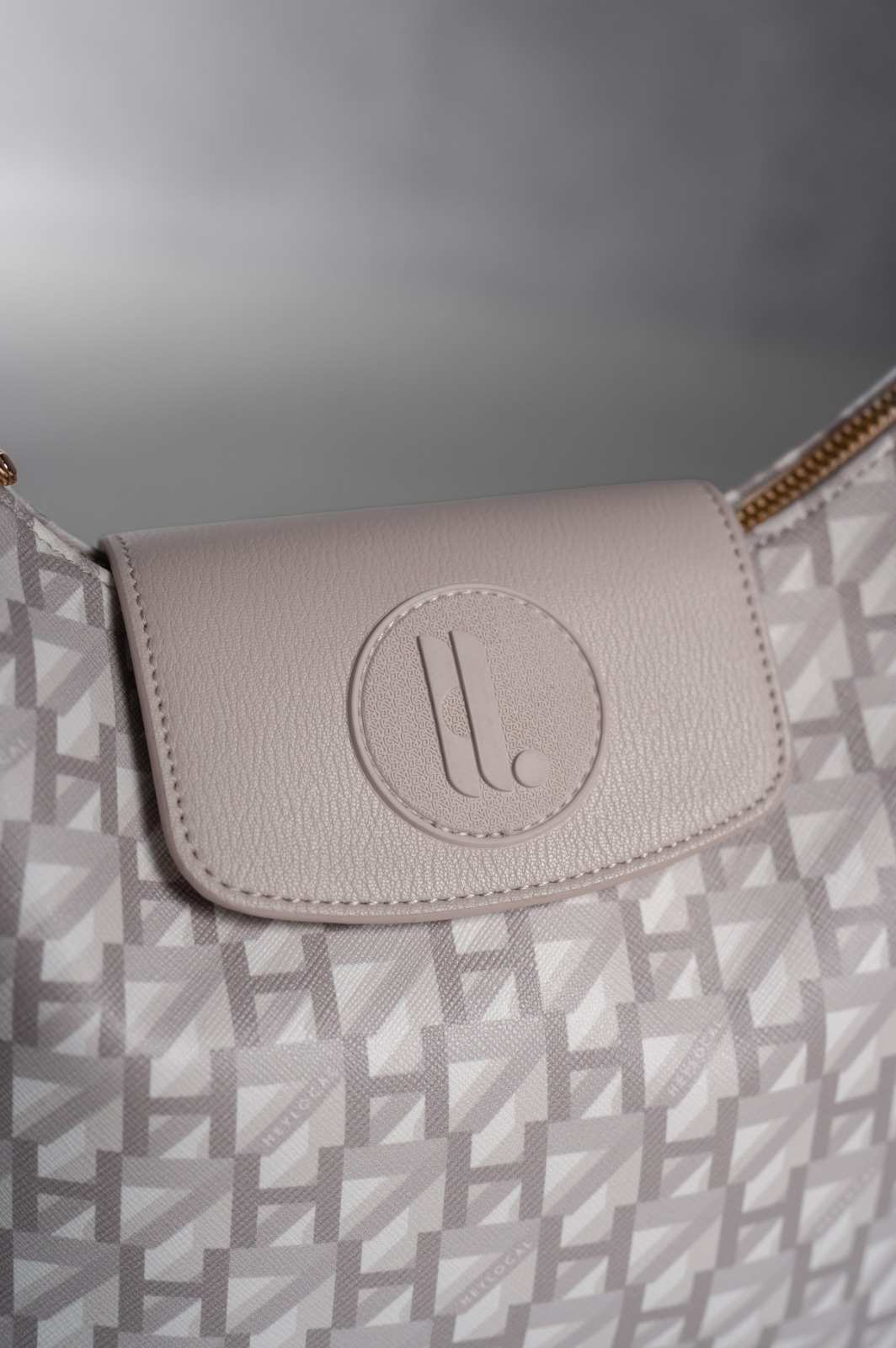 MODEGRAM DE H MIDI HOBO CASHMERE