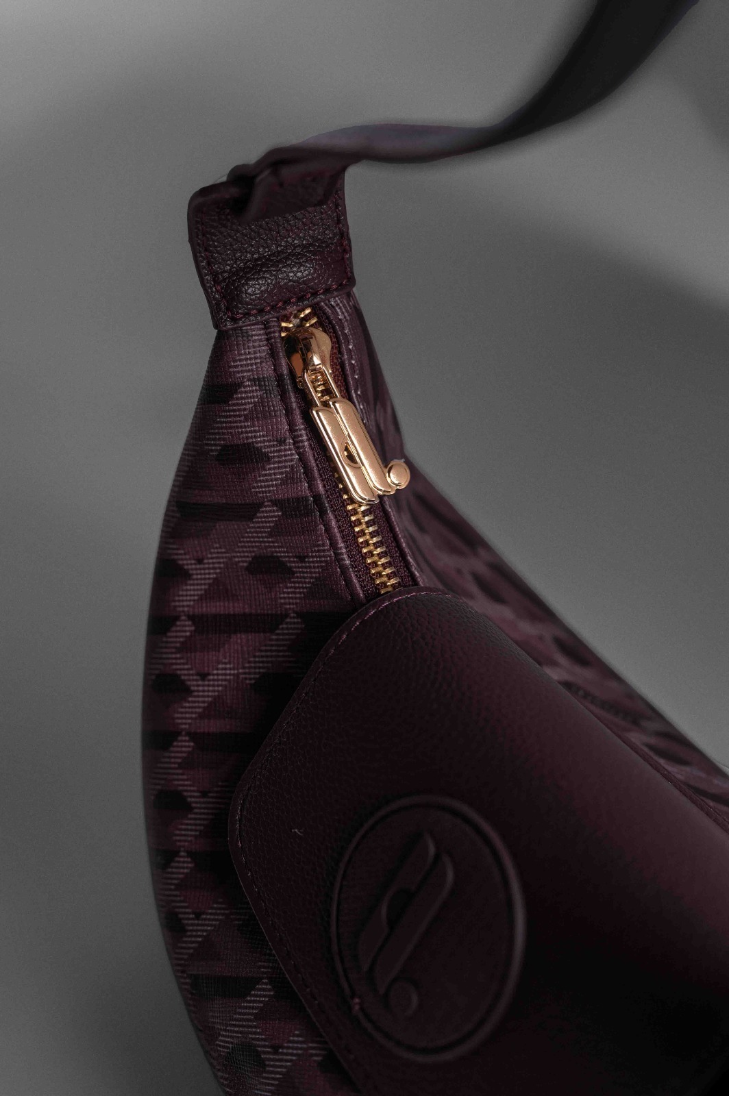 MODEGRAM DE H MIDI HOBO MAROON