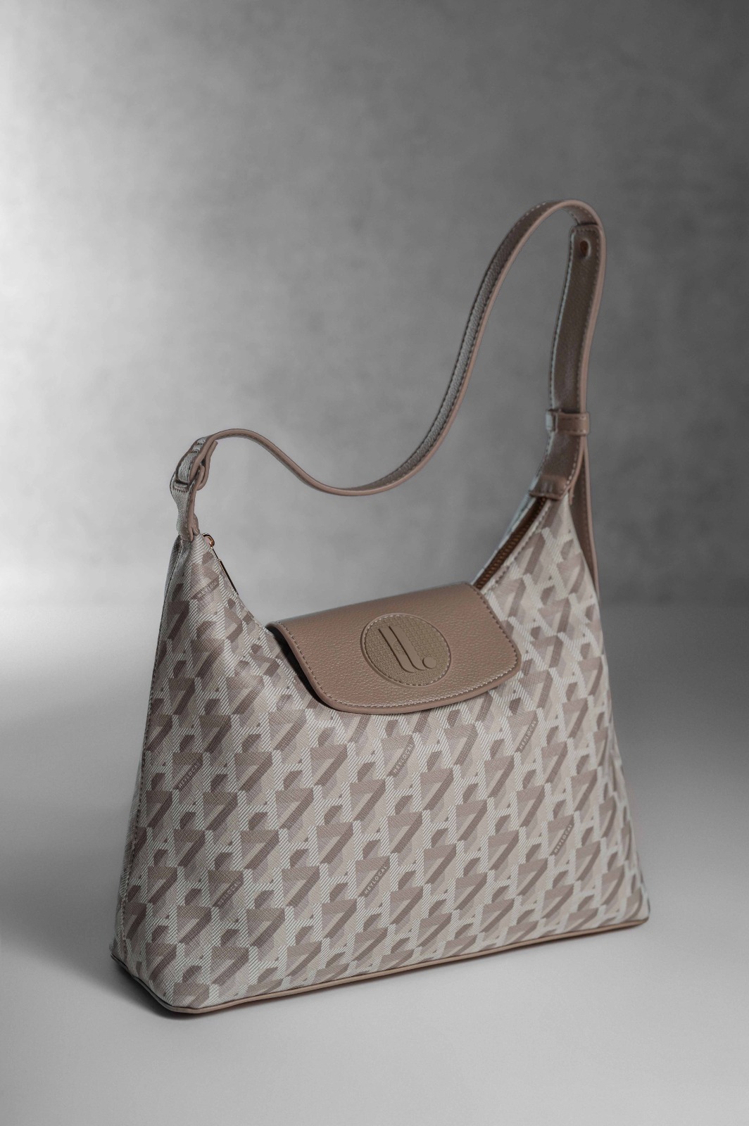 MODEGRAM DE H MIDI HOBO MOCCA