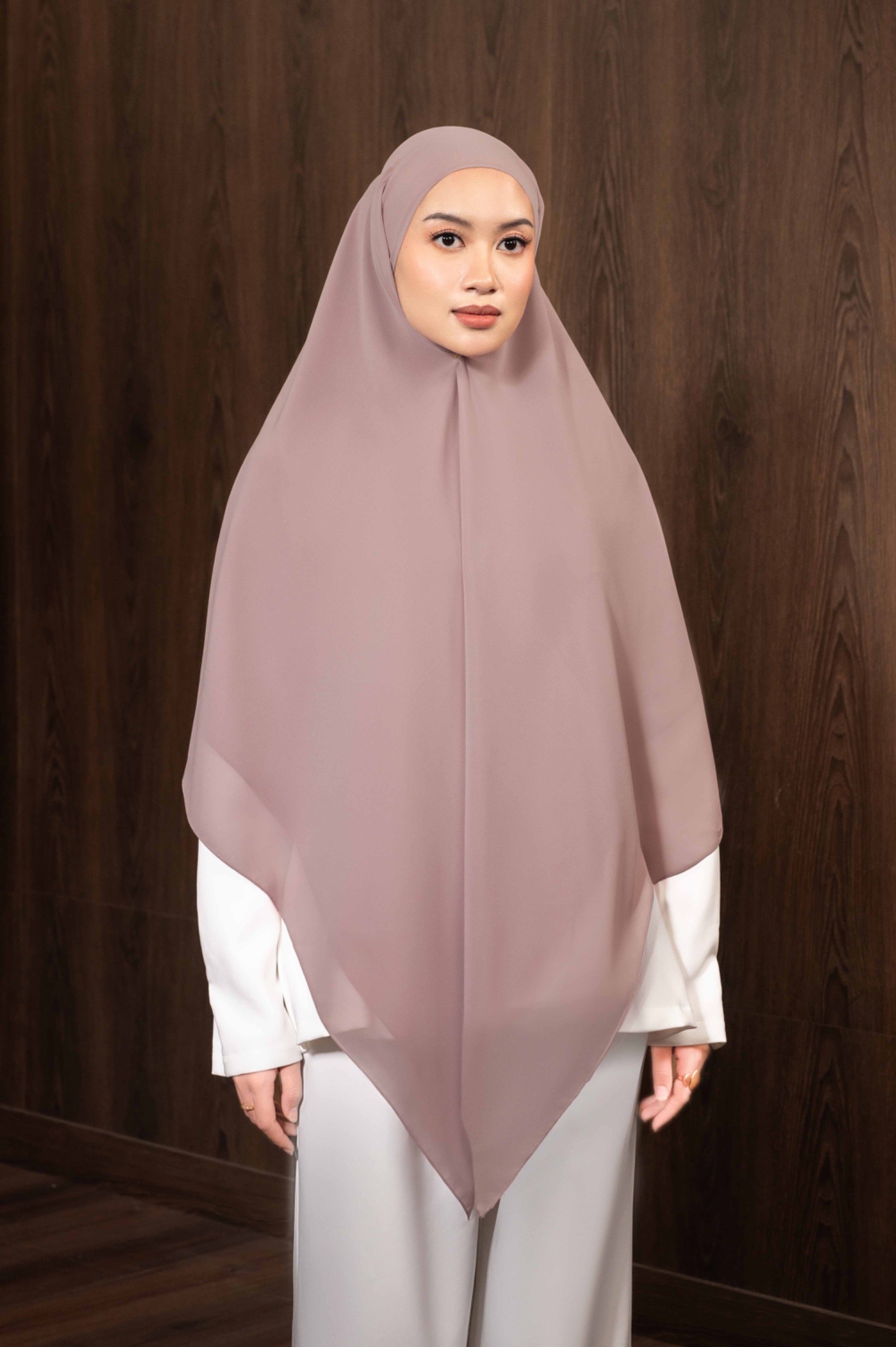 HUDA SQUAREBAN ROSY BROWN