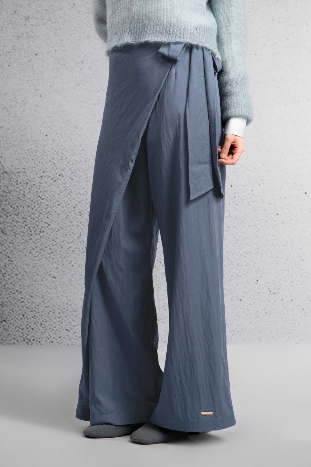 BACK TO EASE WRAP-OVER PANTS