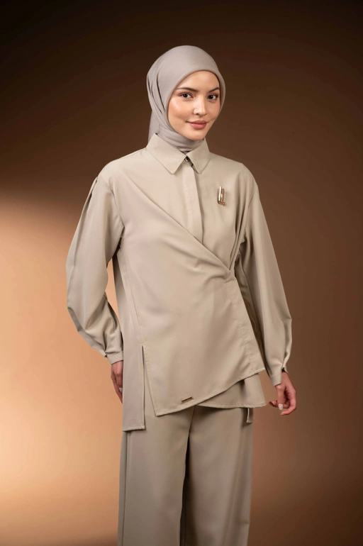 Image of KEMEJA DRAPERI RENJANA TENUN