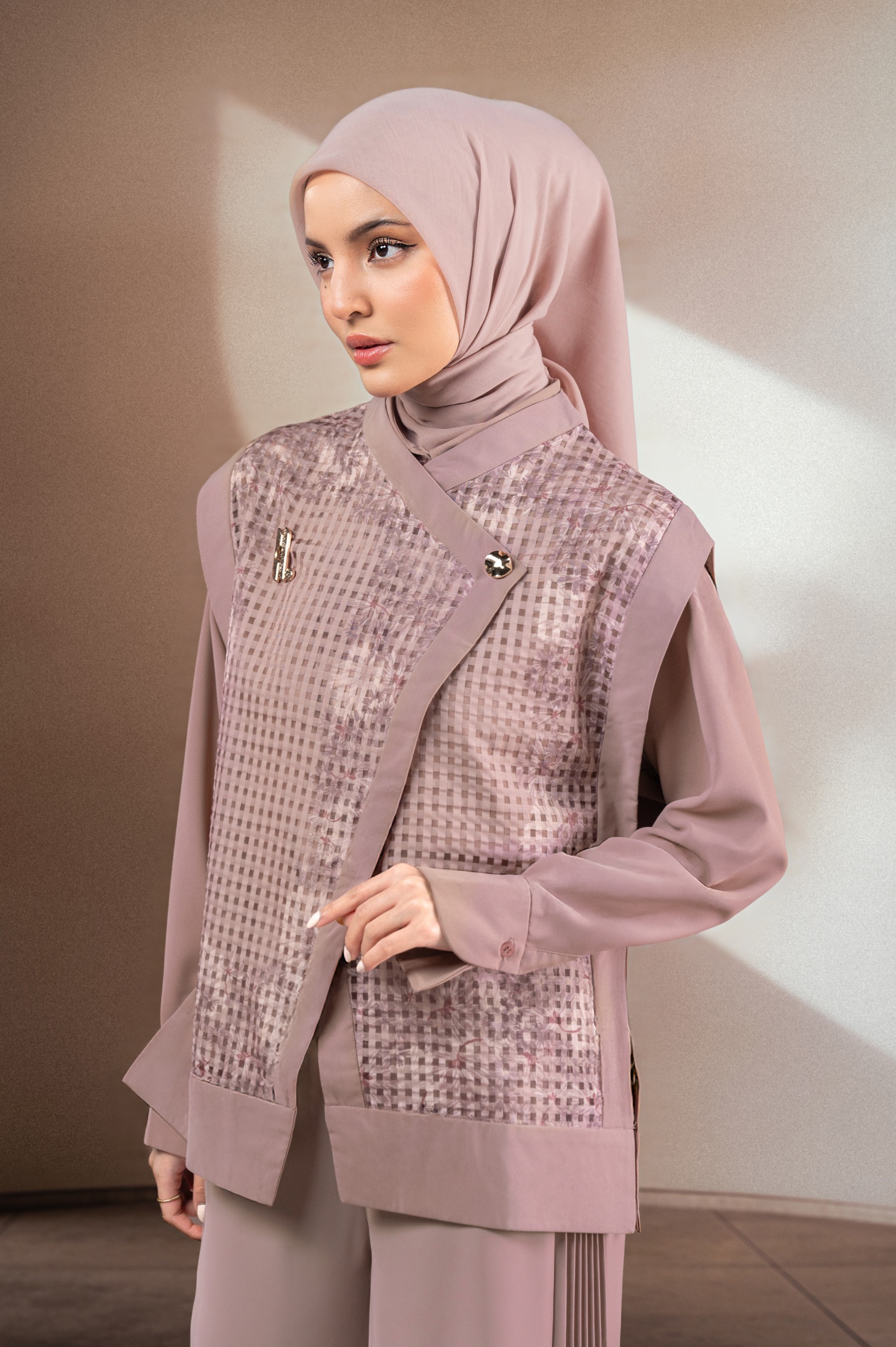 ROMPI ORGANZA ELOK