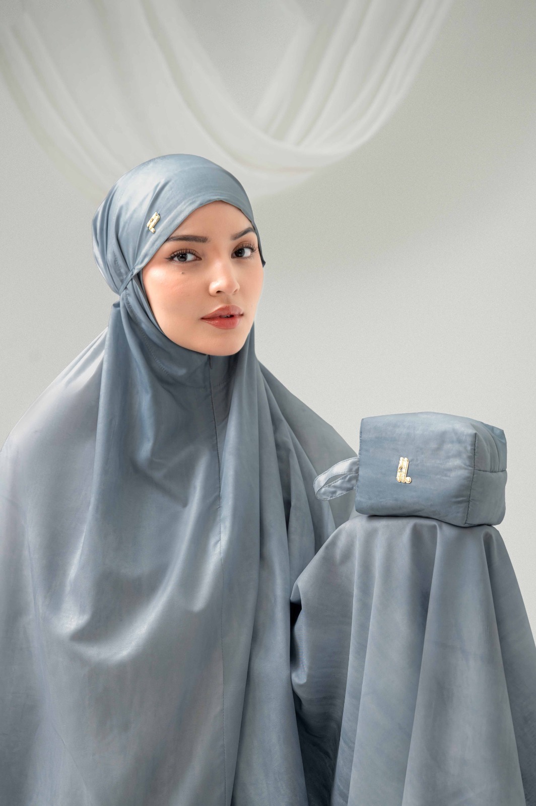 MINETTE PRAYER SET DUSTY BLUE