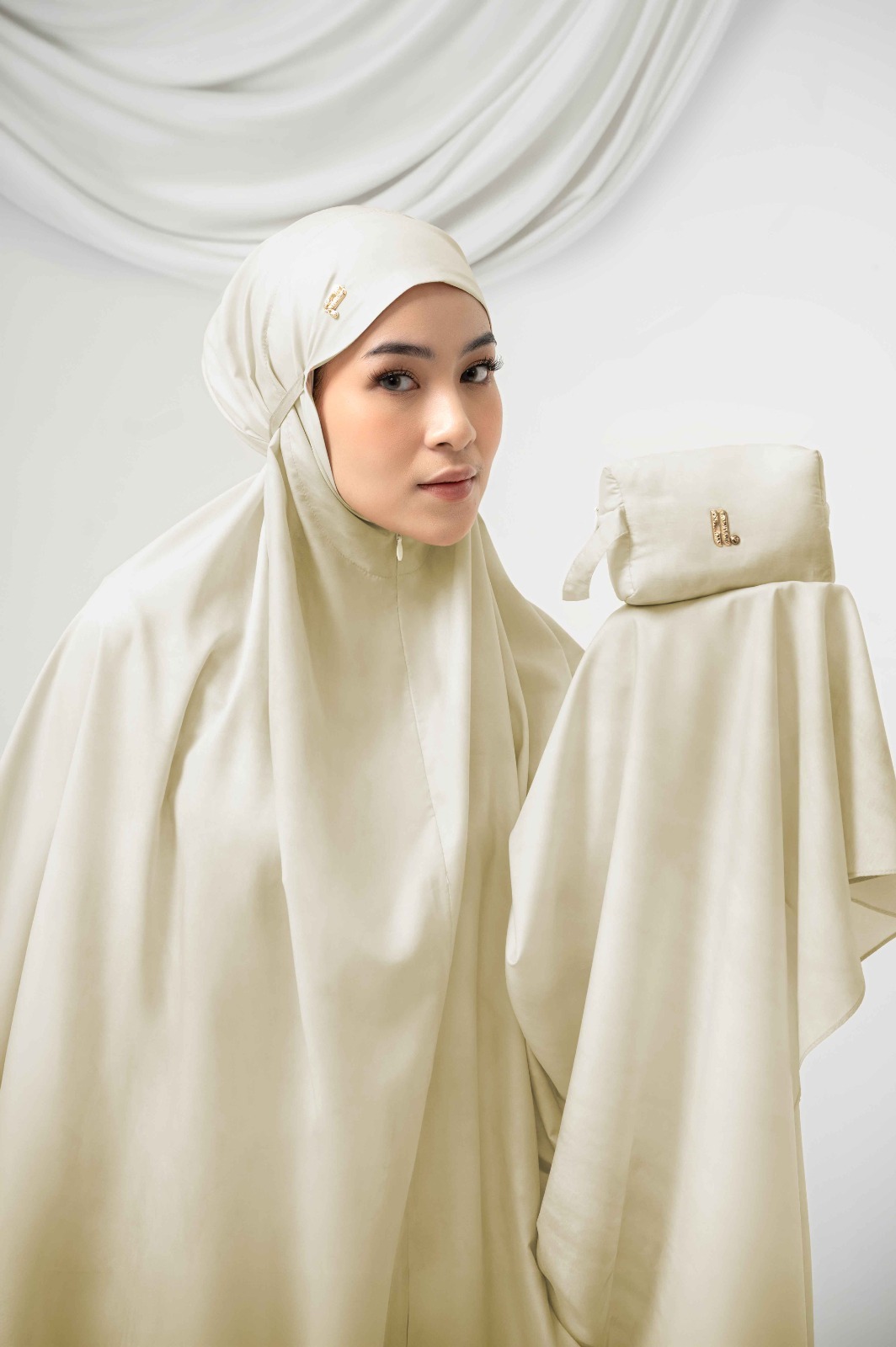 MINETTE PRAYER SET MUSTARD