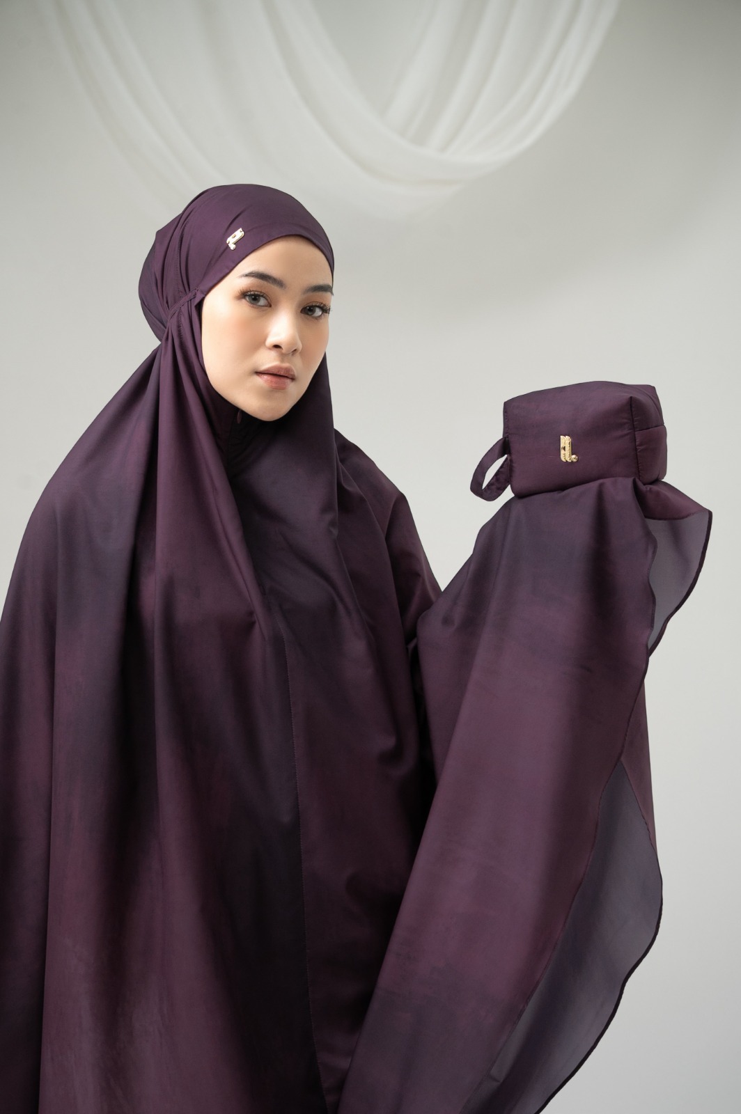 MINETTE PRAYER SET PRUNE