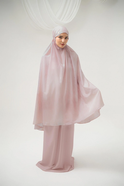 Image of MINETTE PRAYER SET ROSETTE