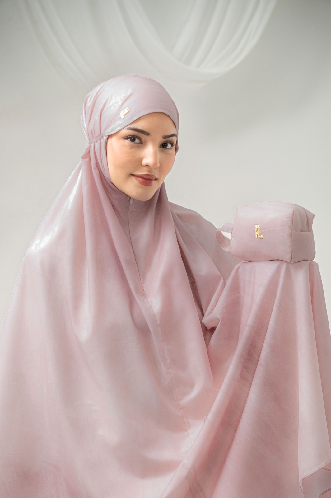 MINETTE PRAYER SET ROSETTE