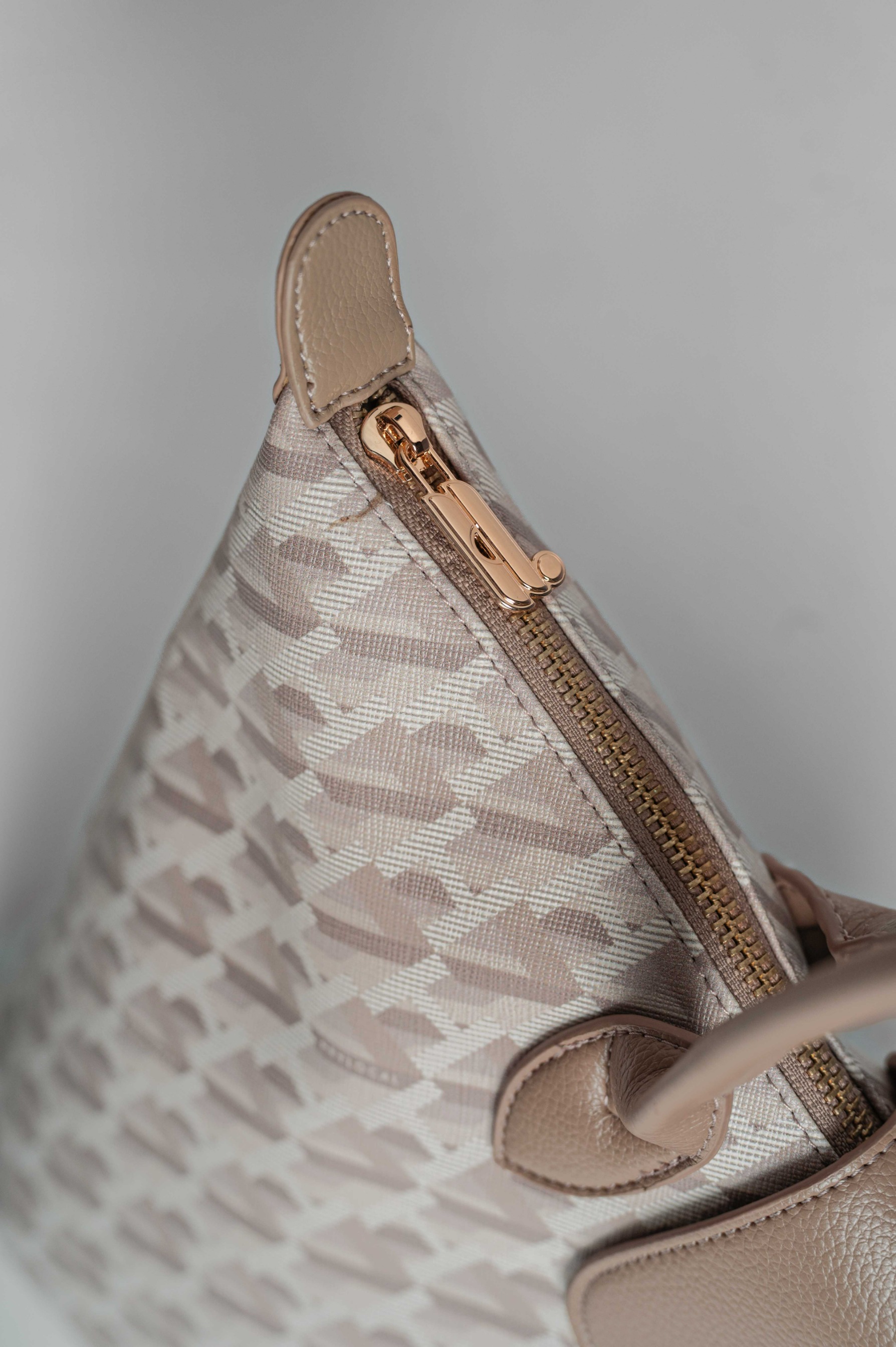 MODEGRAM DE H TOTEVA MOCCA