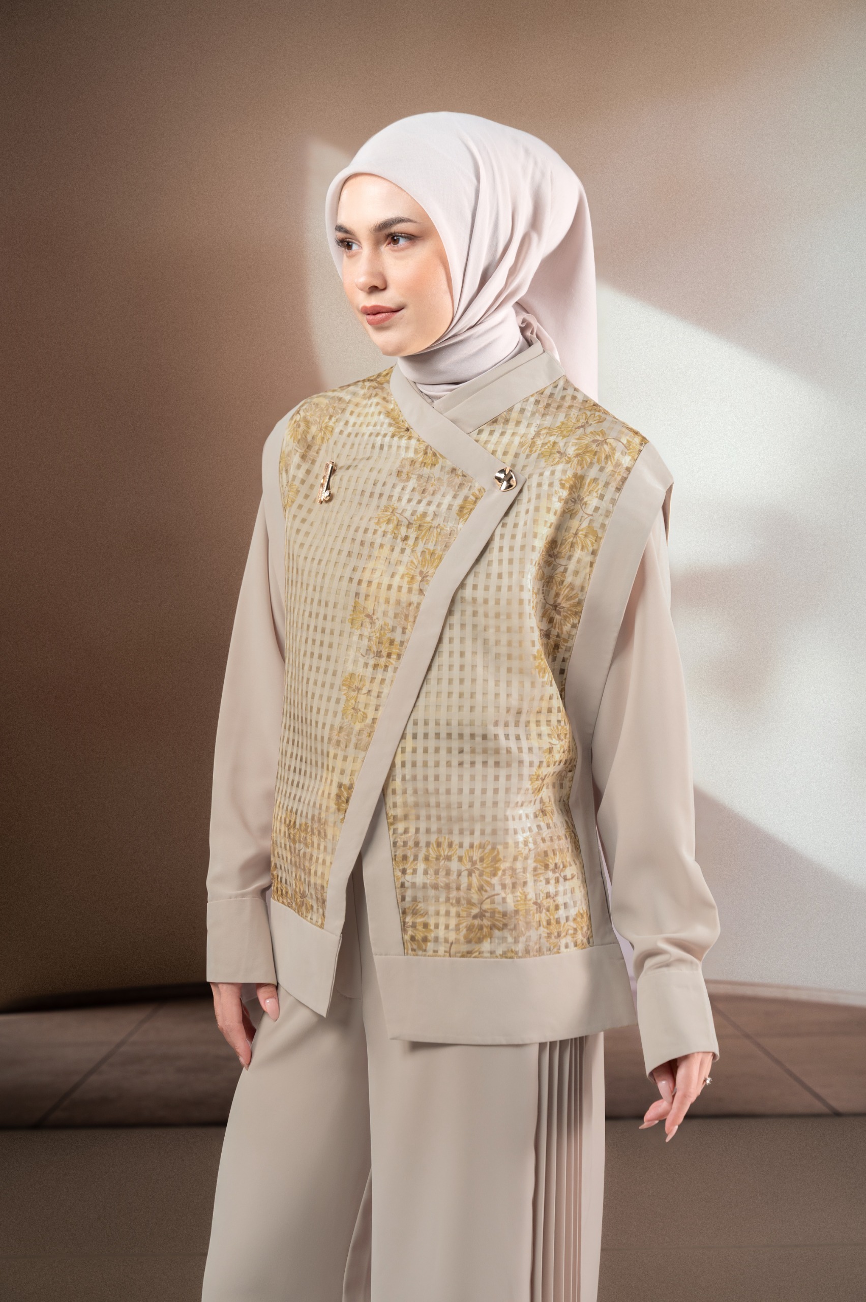 ROMPI ORGANZA ELOK