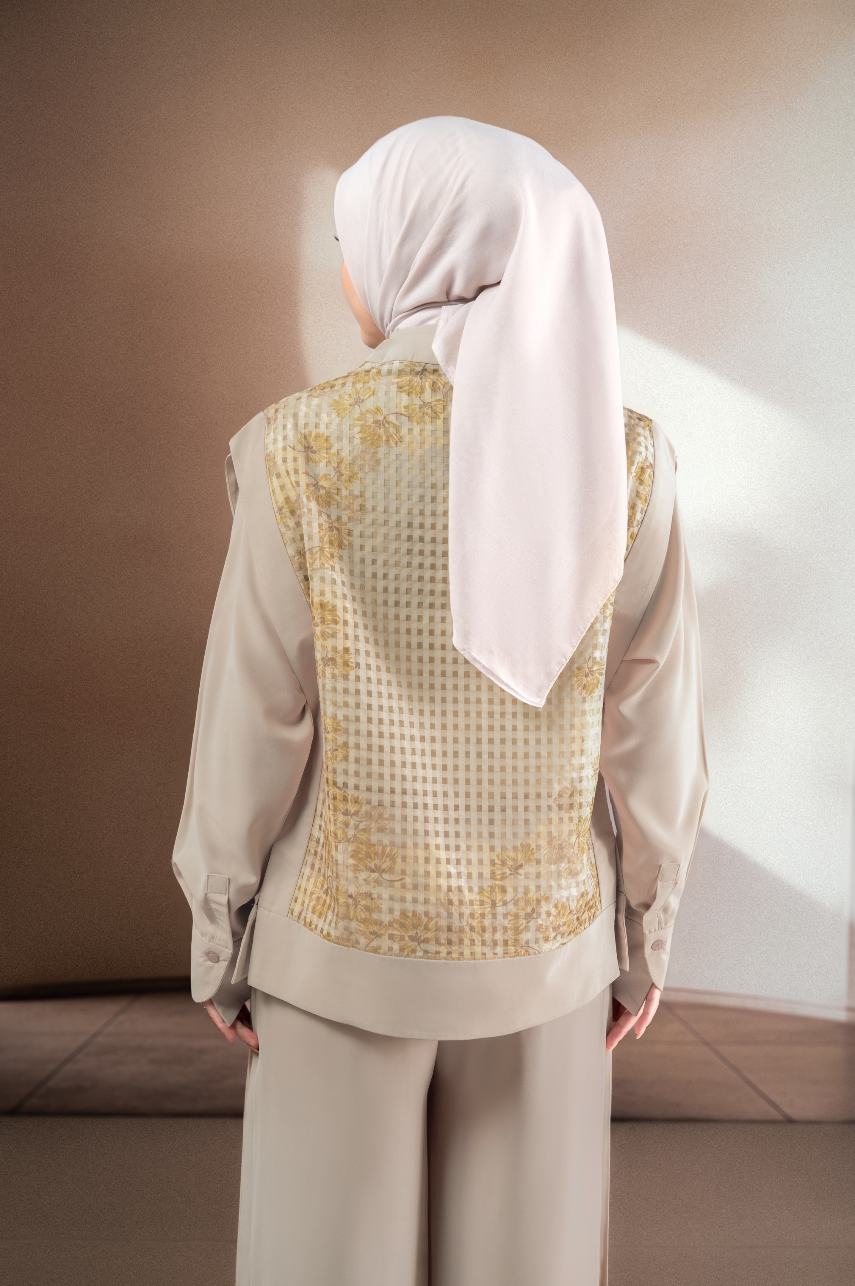 ROMPI ORGANZA ELOK