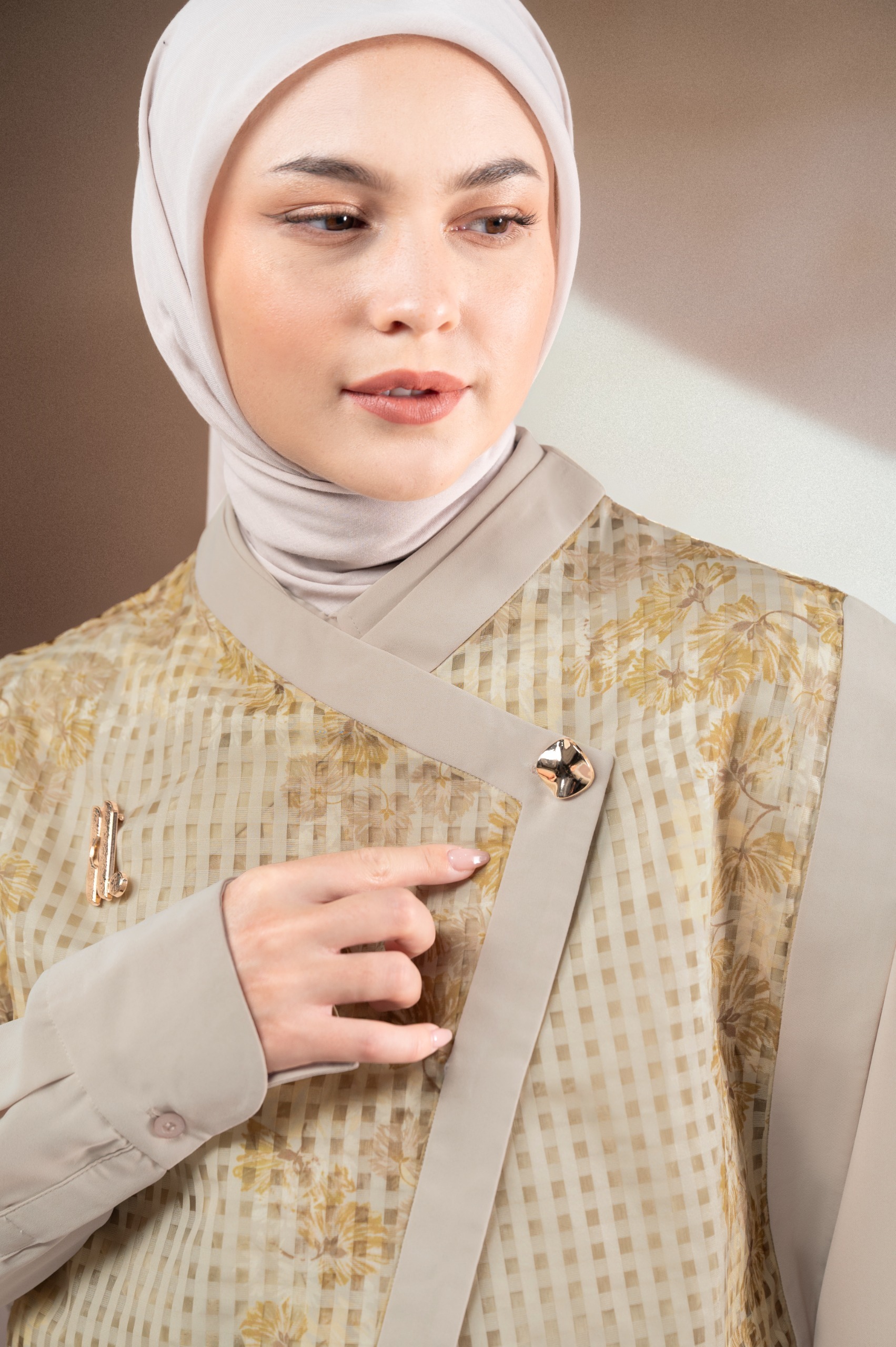 ROMPI ORGANZA ELOK
