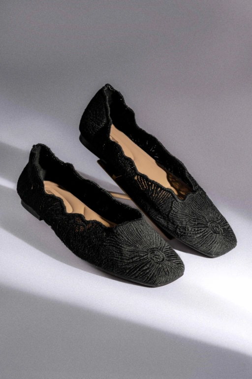 Image of PUSPHA FLAT SHOES BAYANG