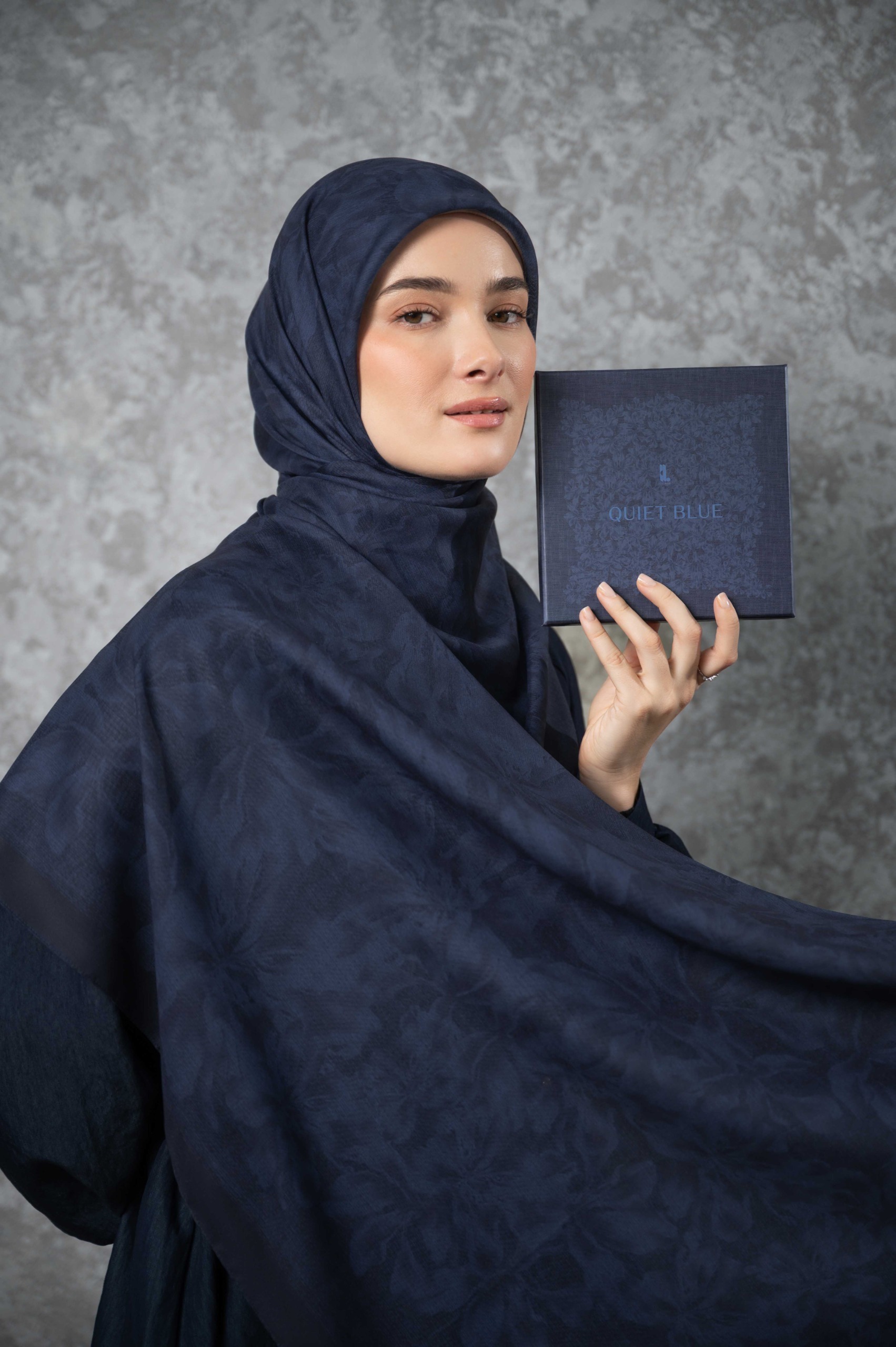 QUIET BLUE SCARF