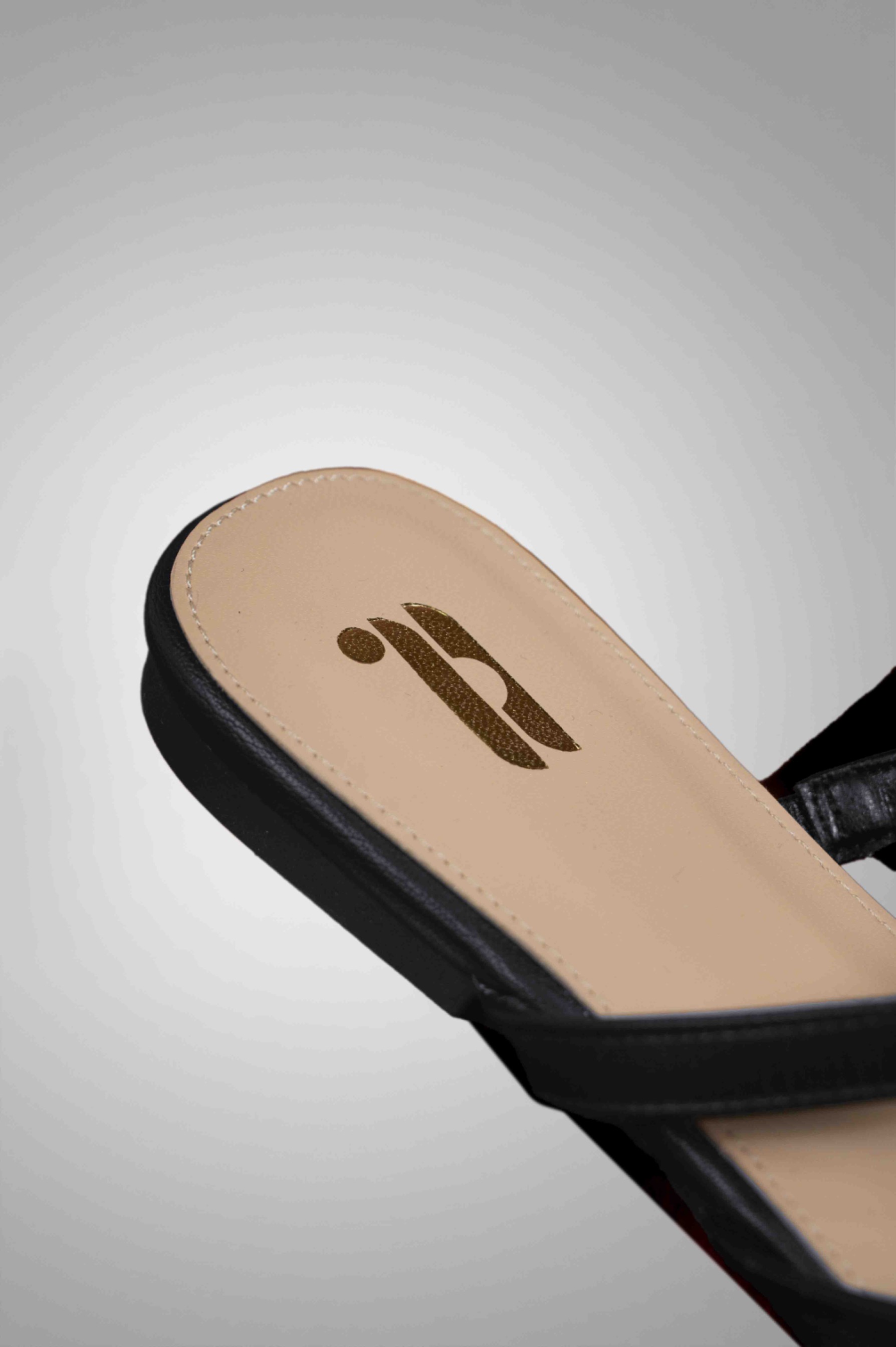 SEKALA FLAT SHOES LEGAM
