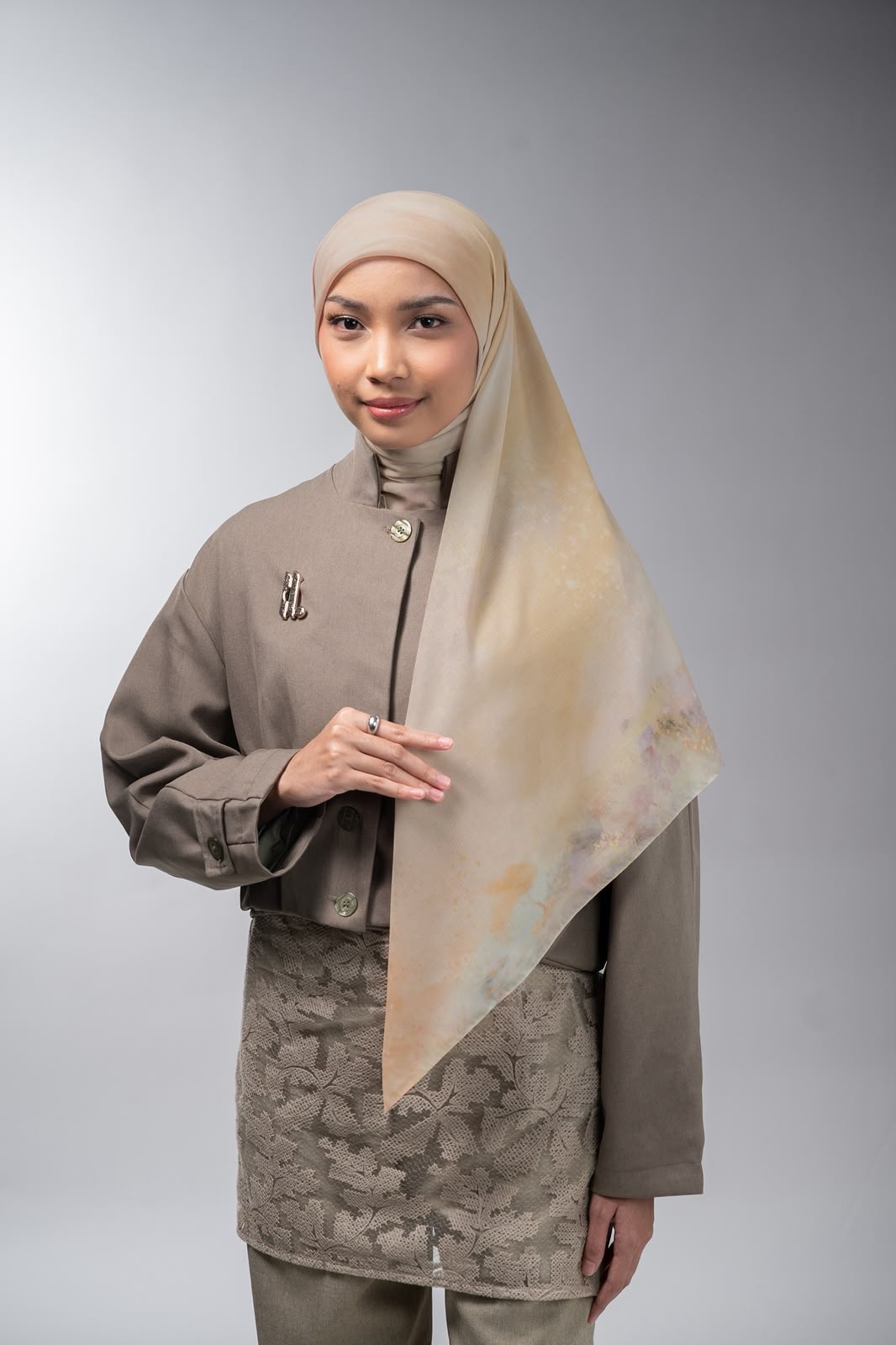 AUBE SCARF TAWNY
