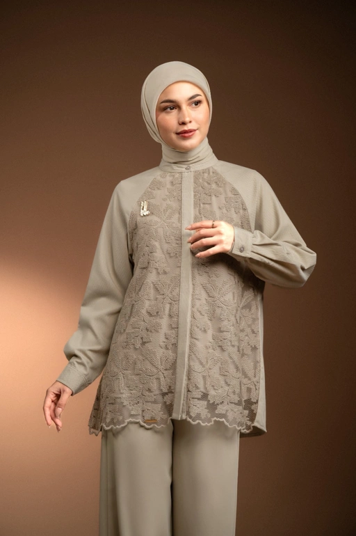 Image of KEMEJA RAGLAN RENJANA