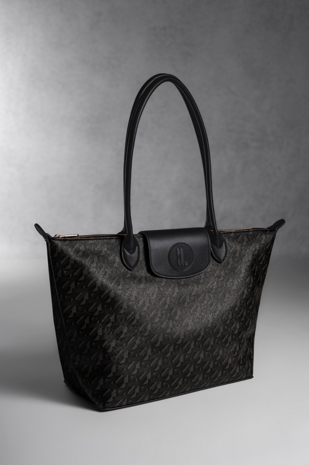 MODEGRAM DE H TOTEVA BLACK