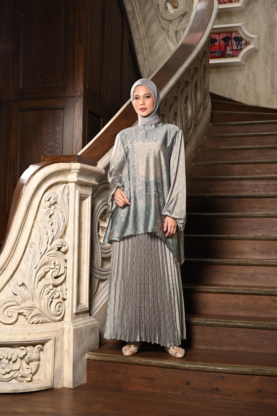 LEVAUGHN LAVISH BLOUSE SAGE