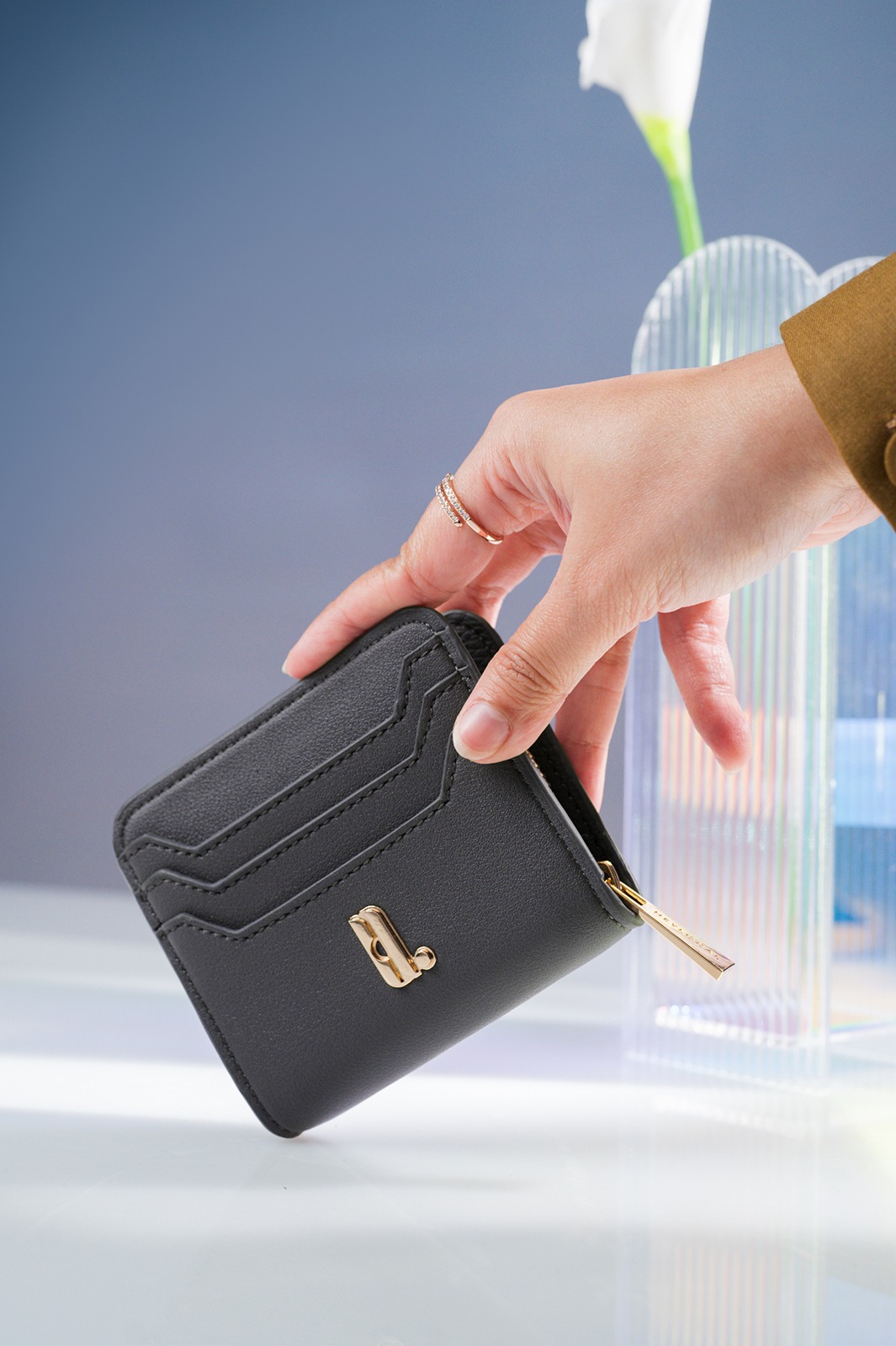 YOLA WALLET SMOKE