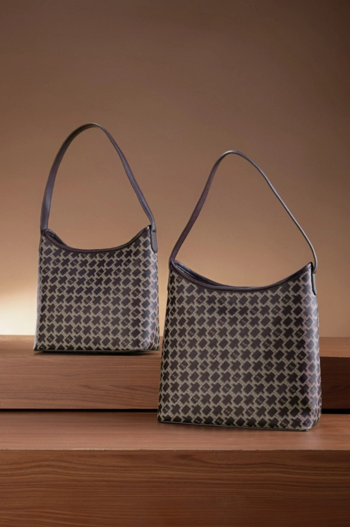 Image of LIVY SHOULDER BAG MERLOT